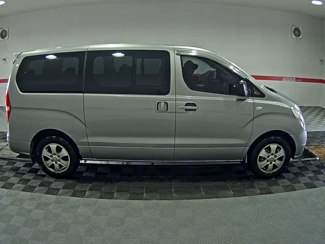 2015 - hyundai grand starex