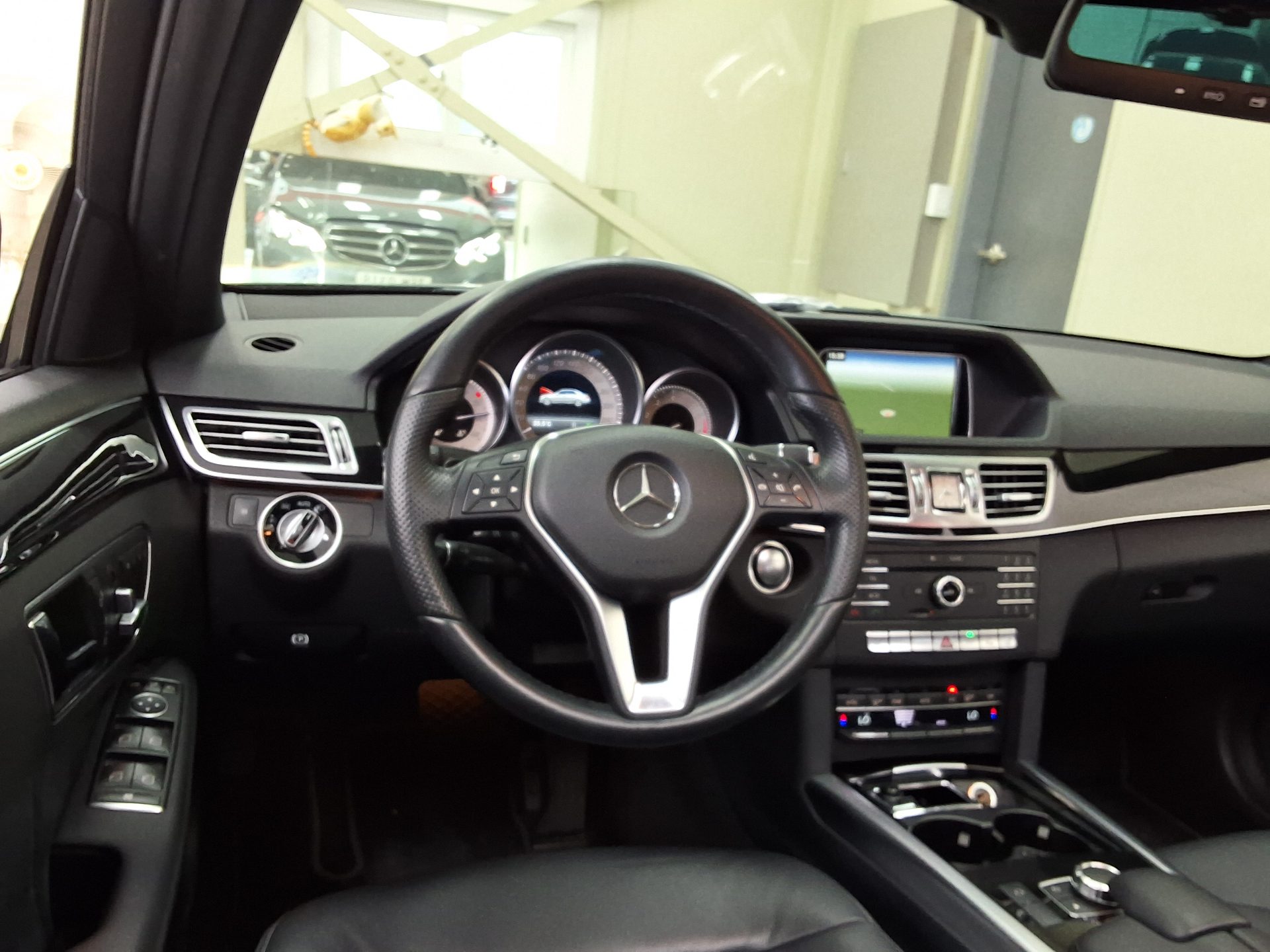 2016 - mercedes-benz e300