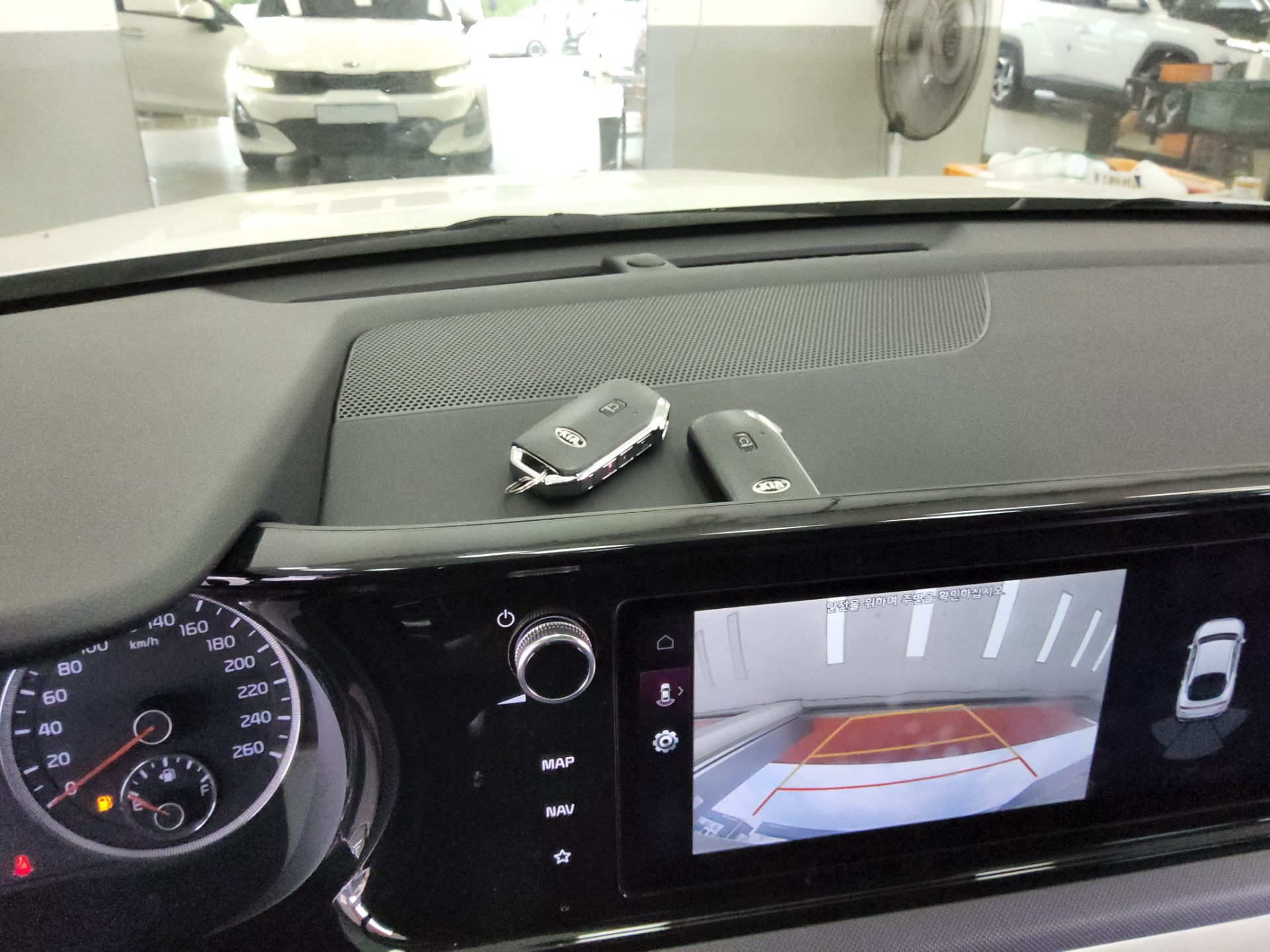 2021 - kia k5