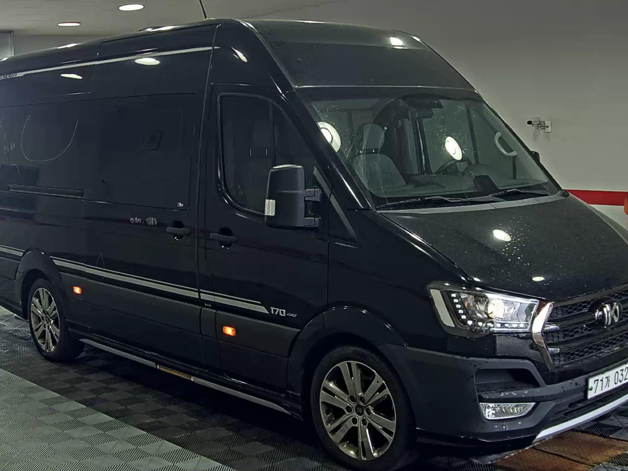2020 - hyundai solati