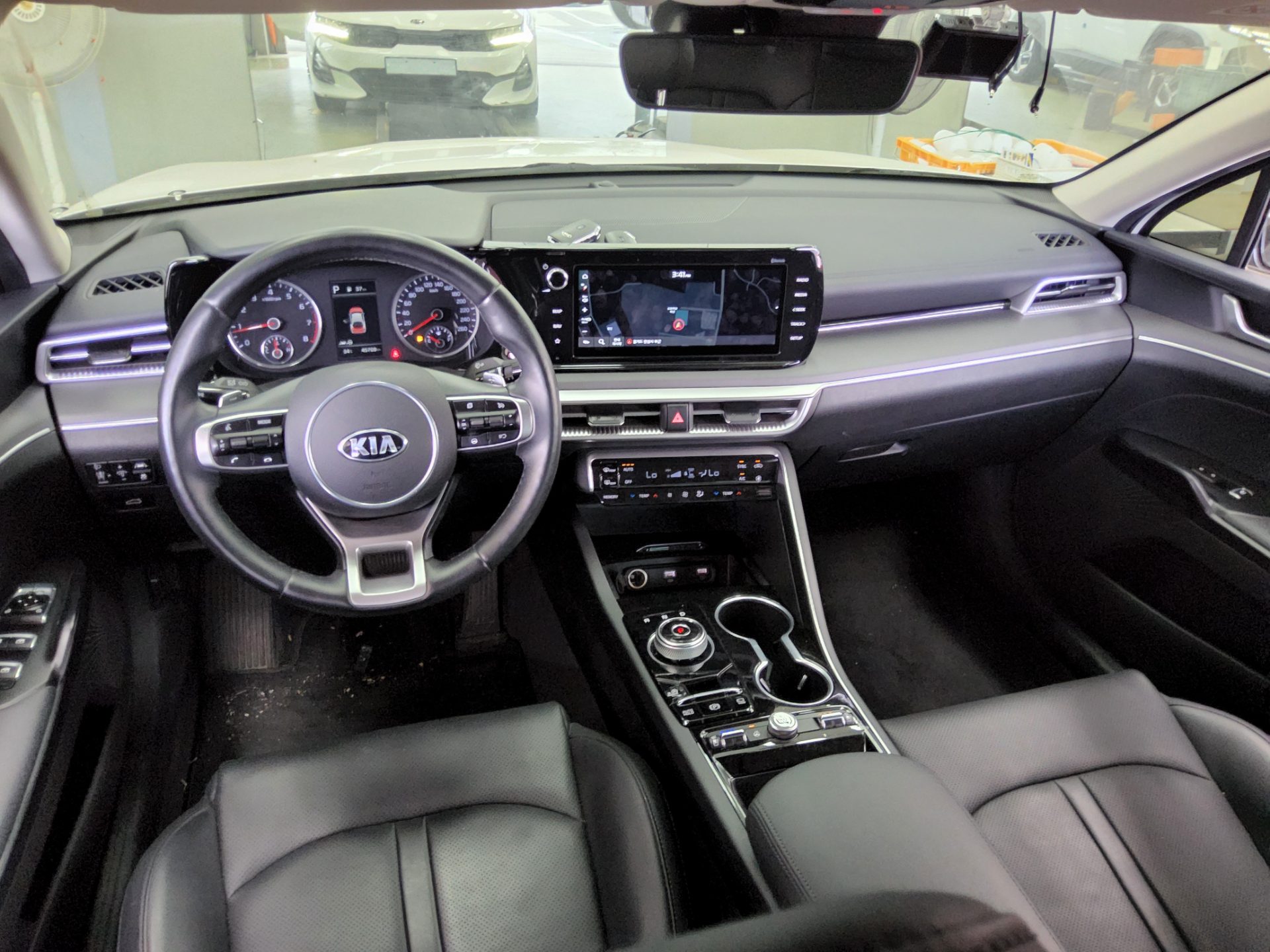 2021 - kia k5
