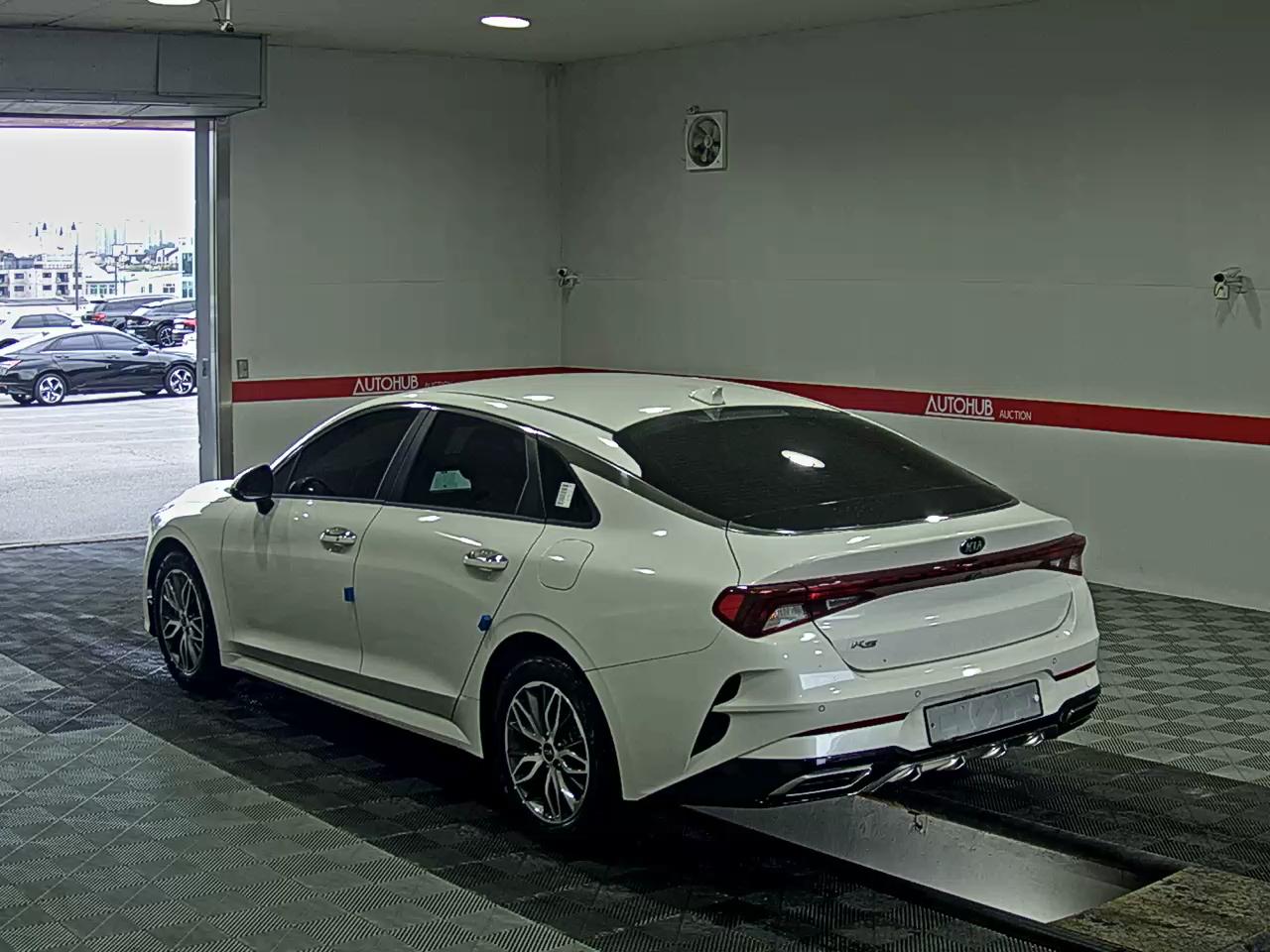 2021 - kia k5