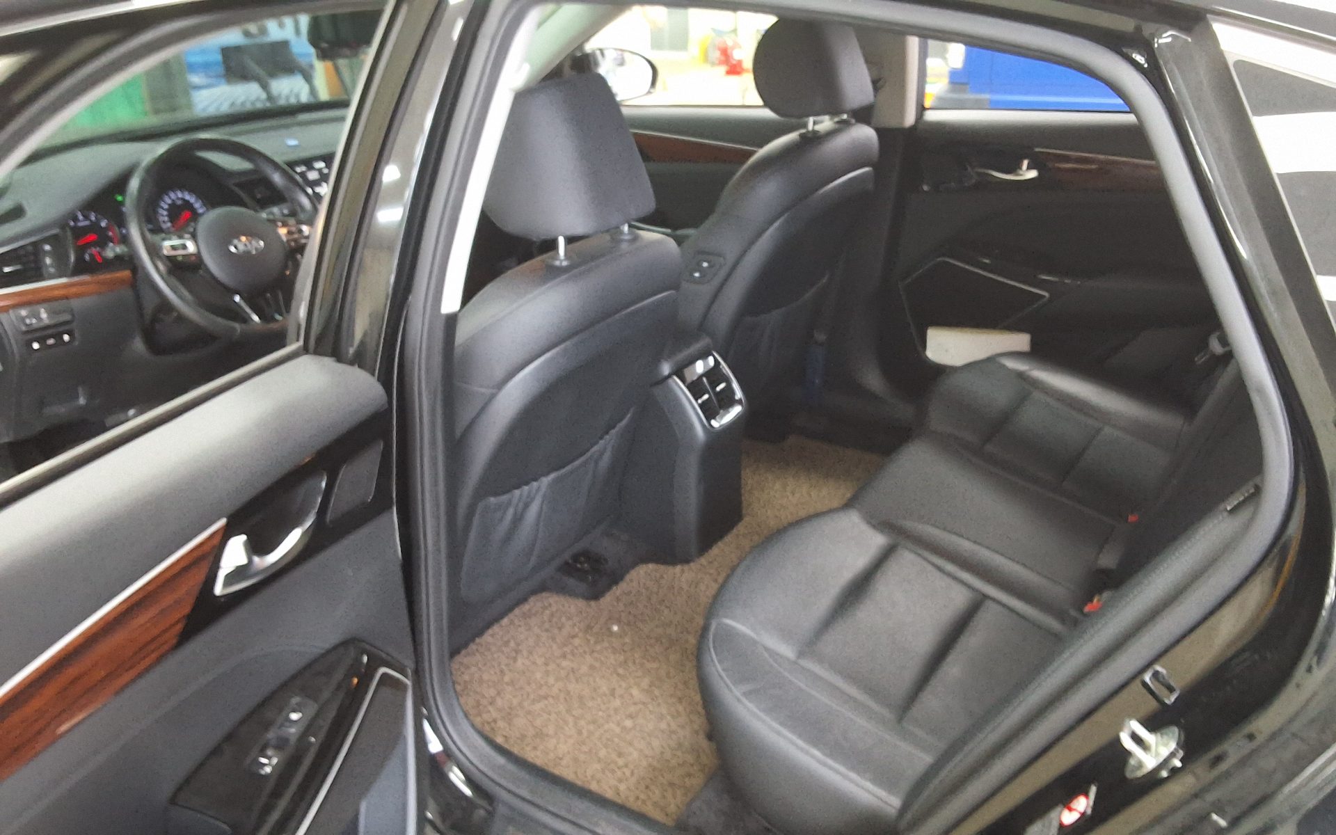 2016 - kia k7