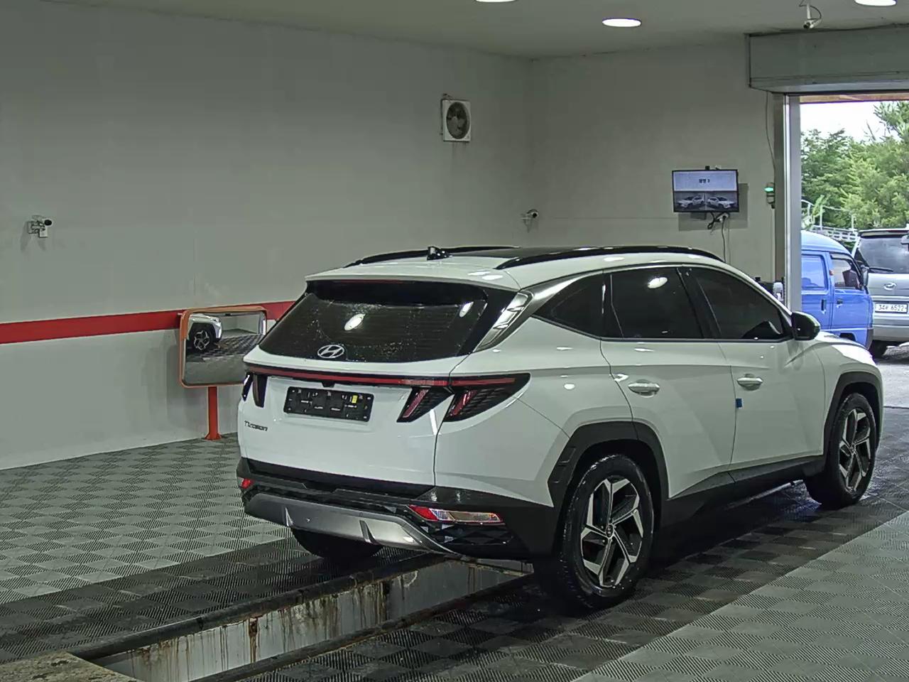 2022 - hyundai tucson