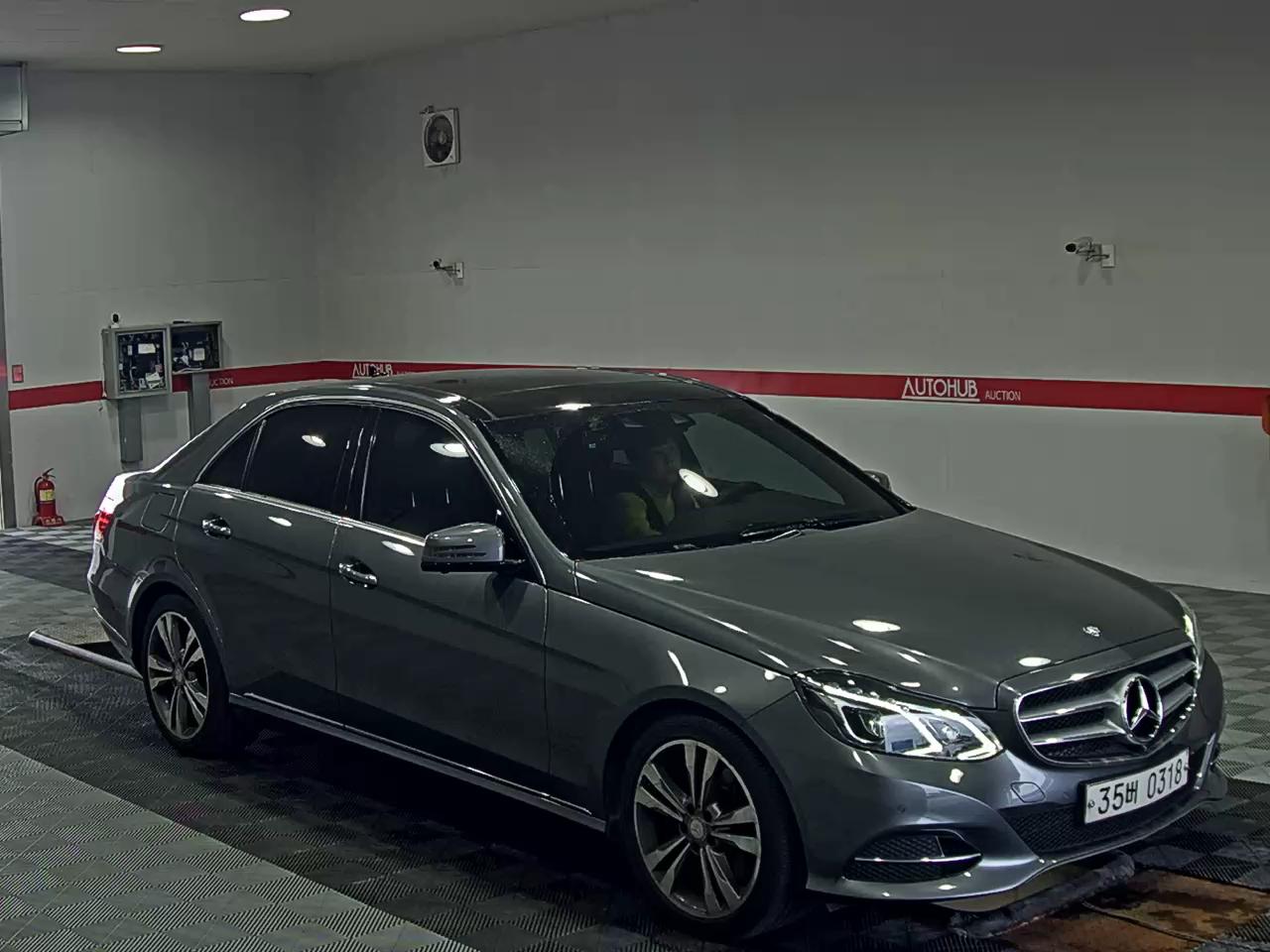 2016 - mercedes-benz e300