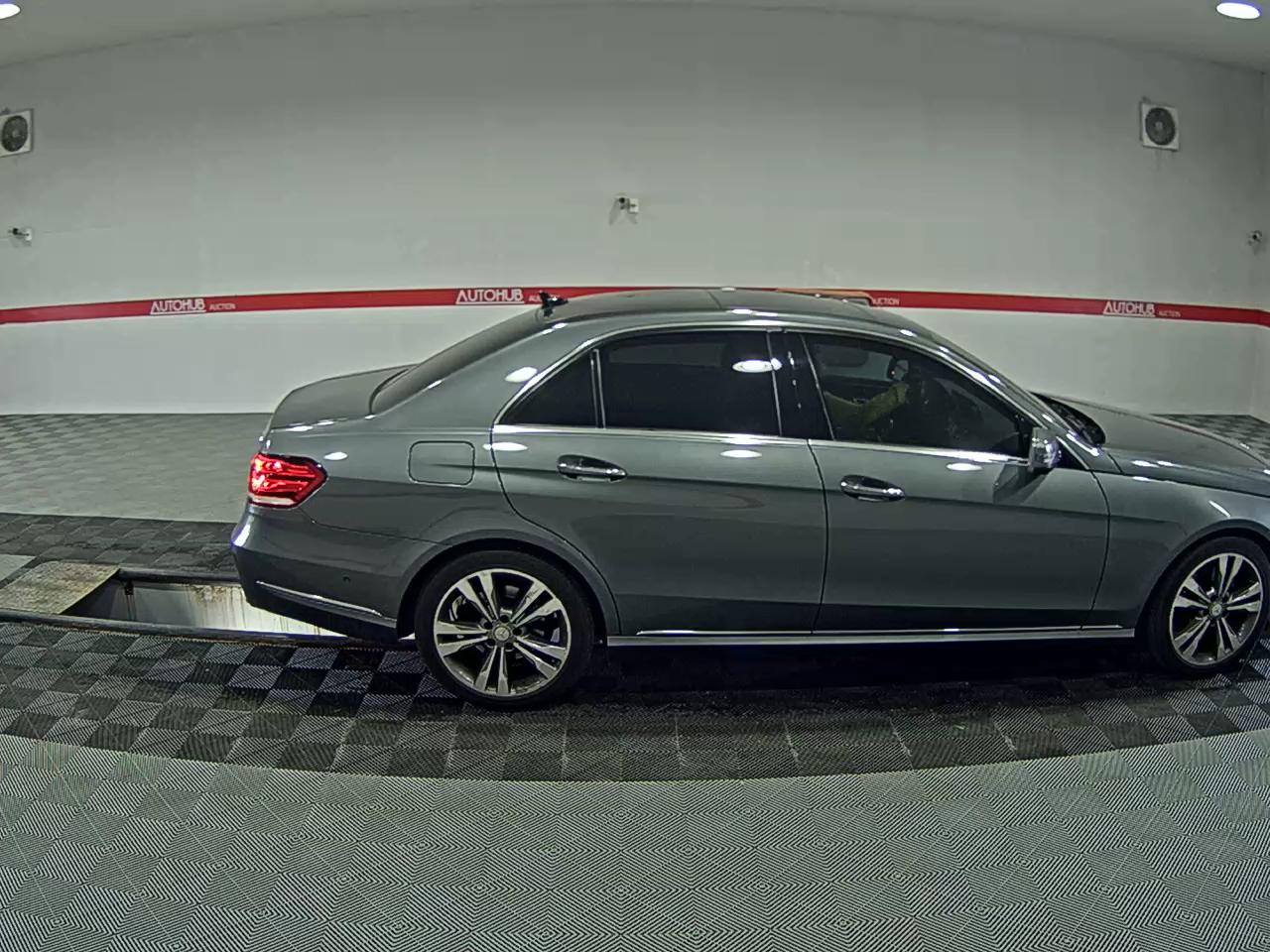 2016 - mercedes-benz e300