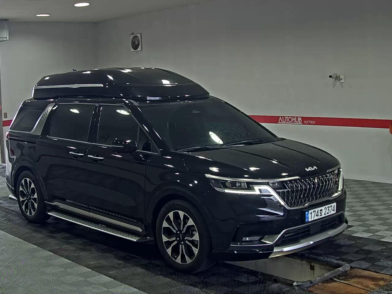 2023 - kia carnival