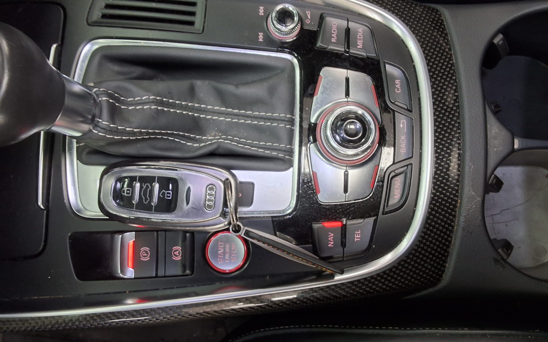 2015 - audi sq5