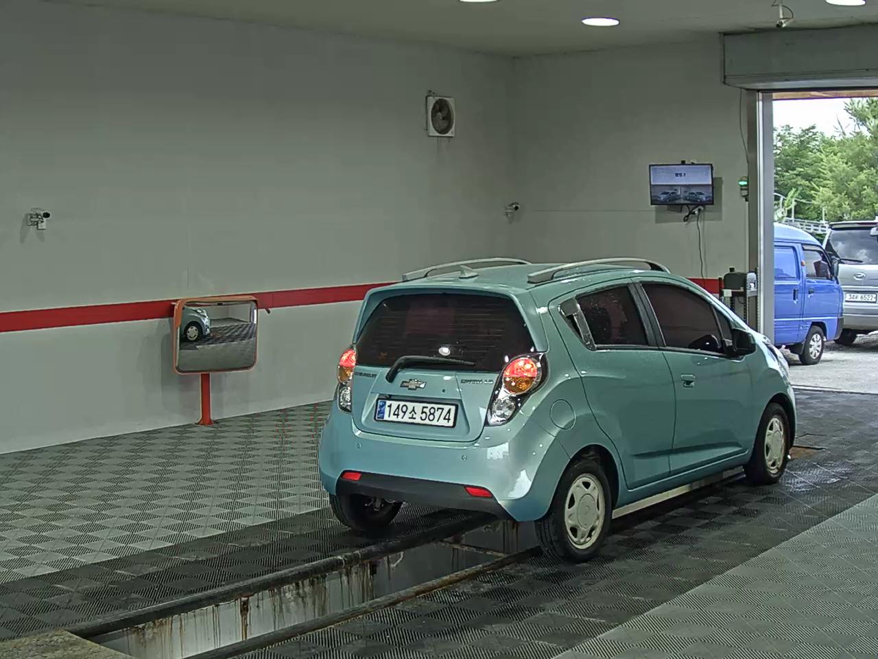 2012 - chevrolet spark