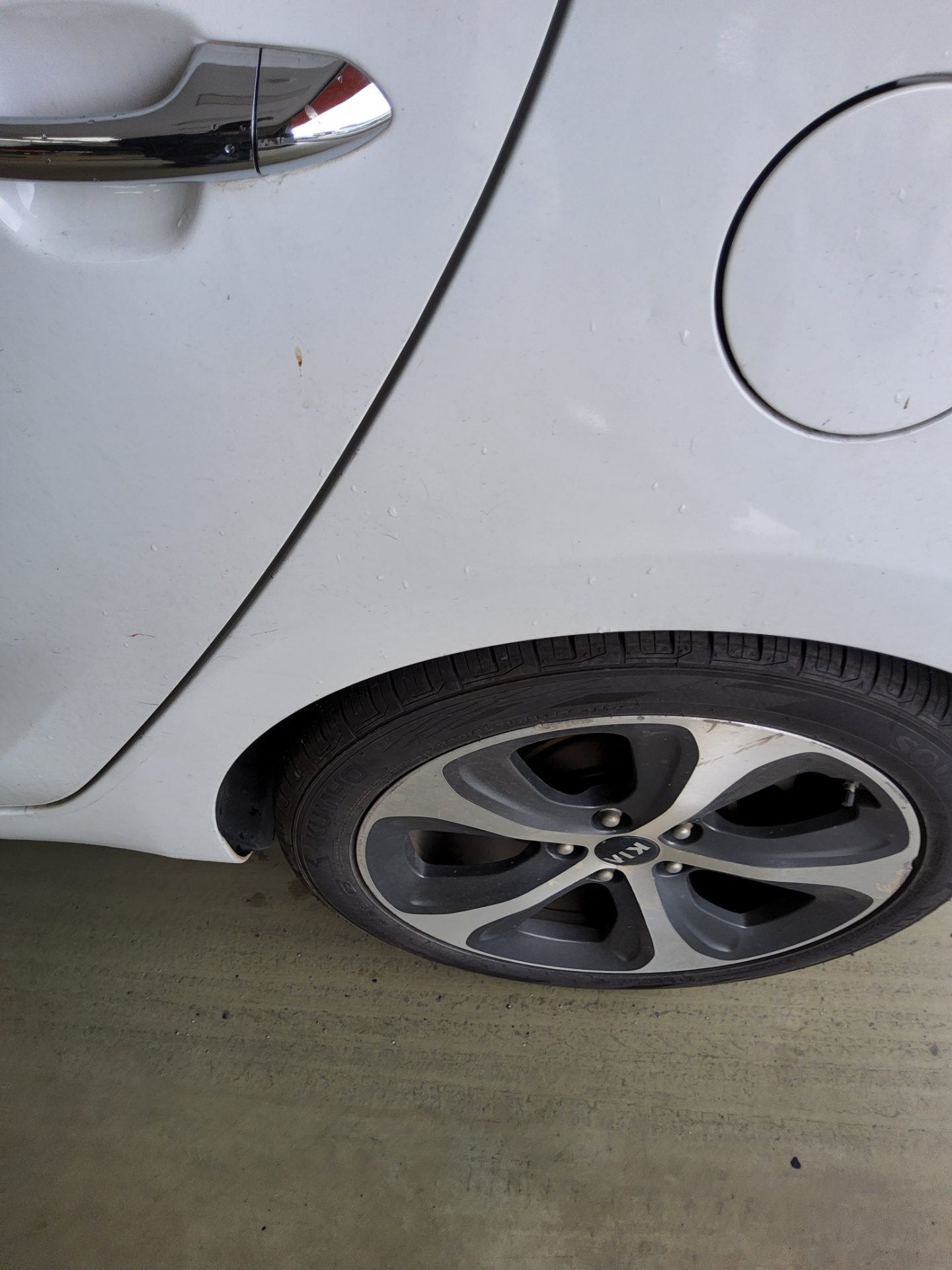 2015 - kia carens