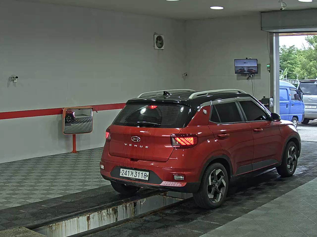 2020 - hyundai venue
