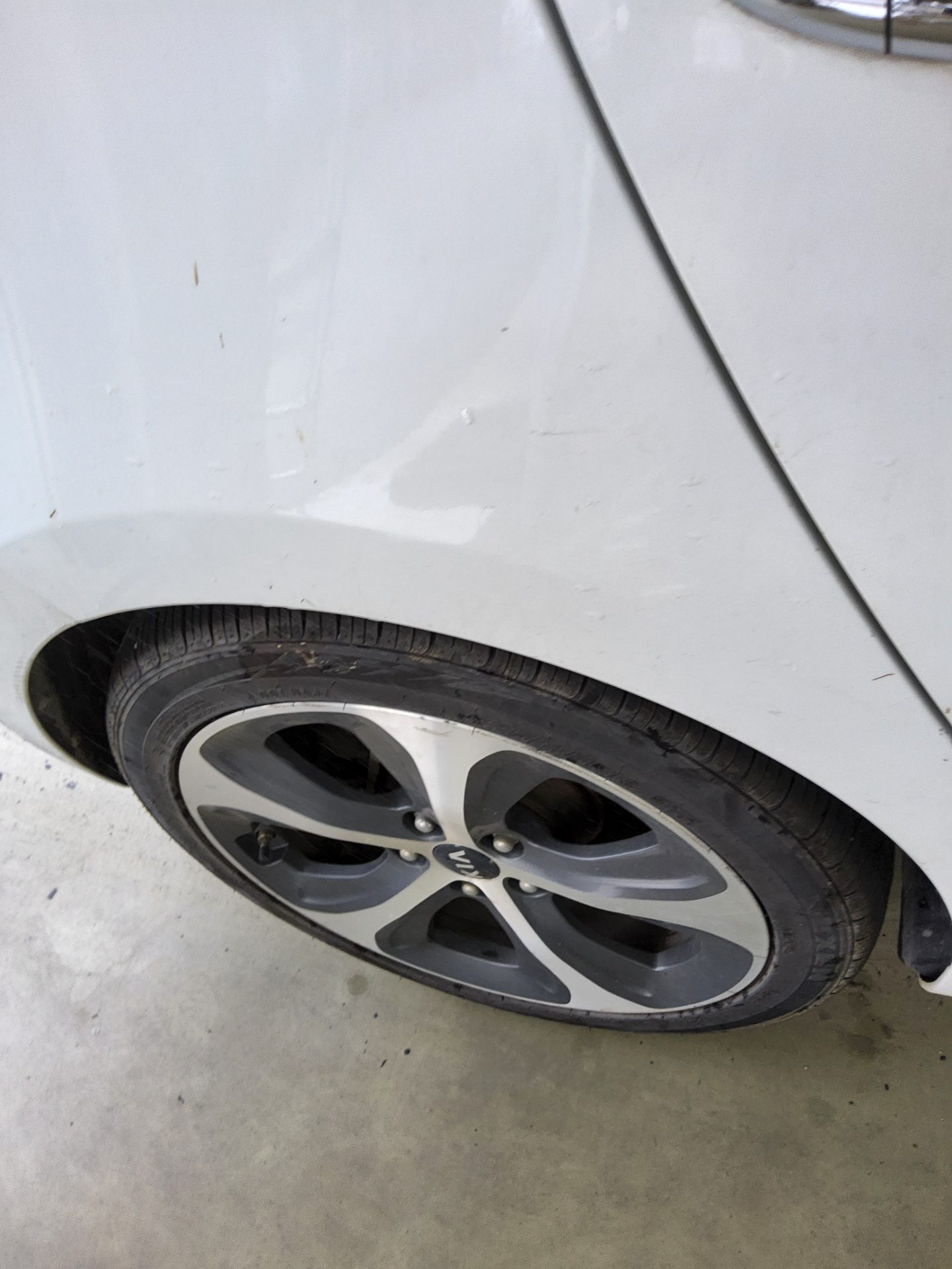 2015 - kia carens
