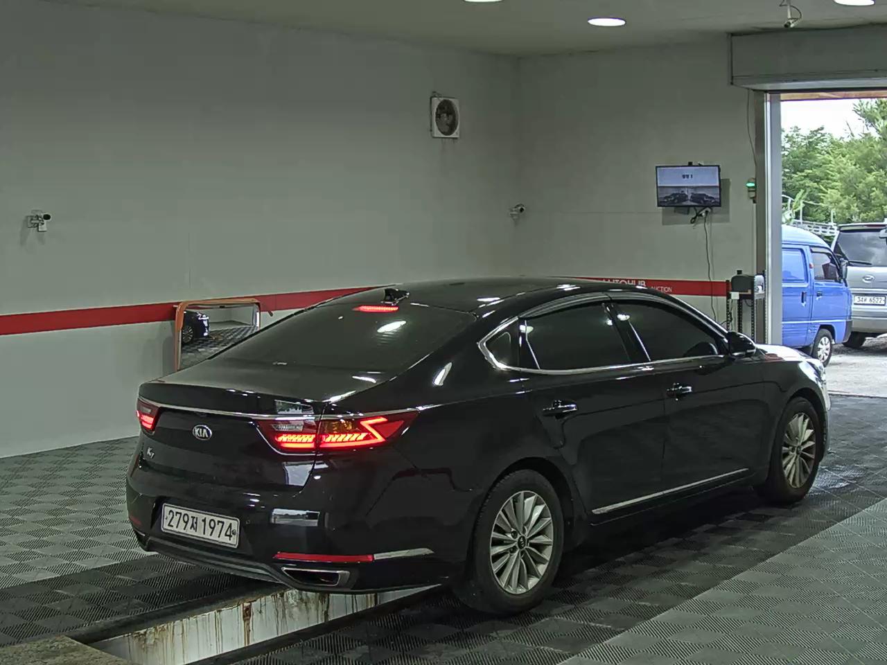 2016 - kia k7