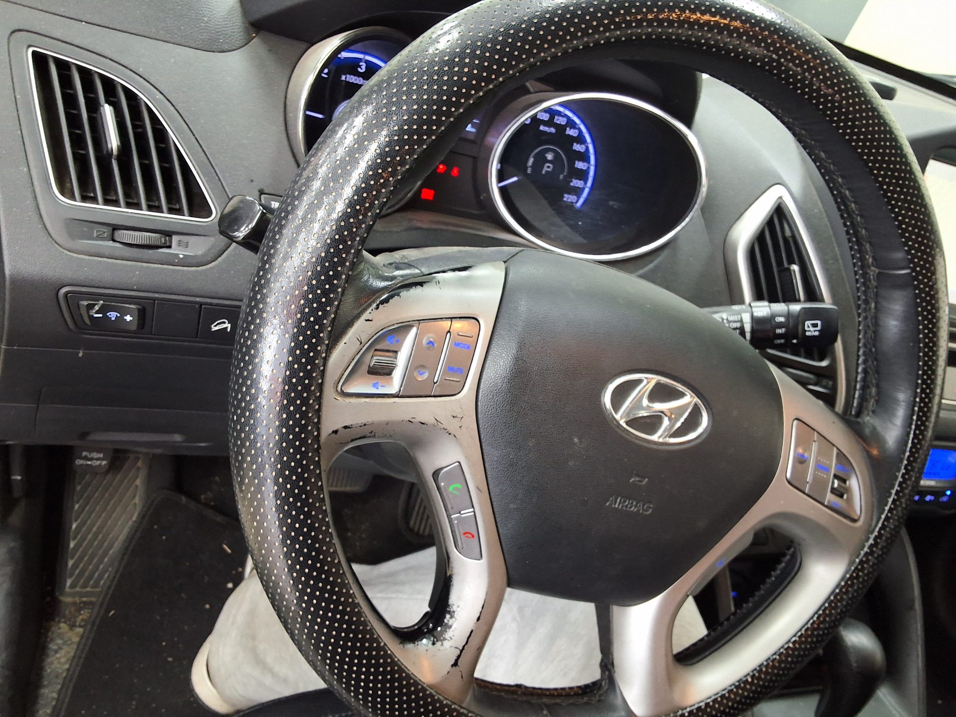 2013 - hyundai tucson