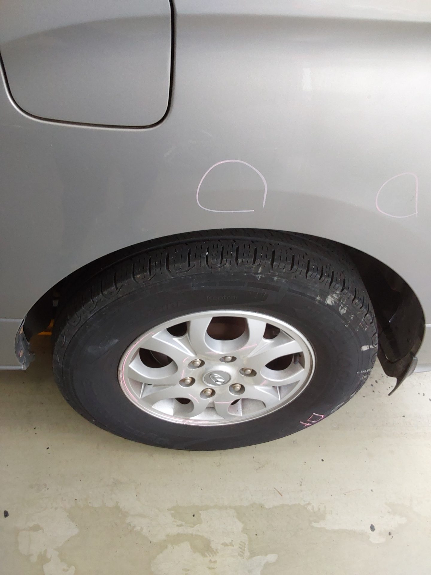2011 - hyundai grand starex