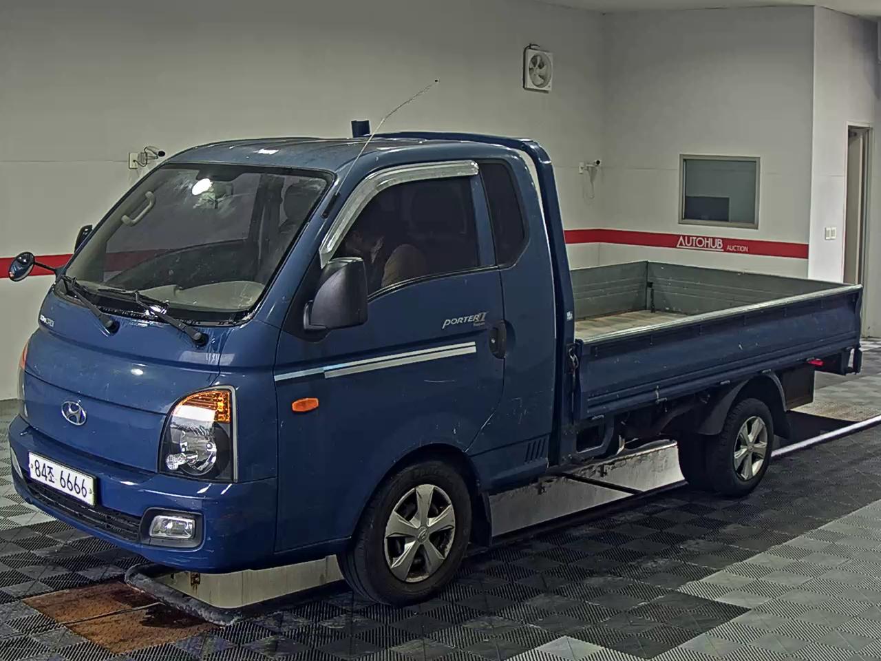 HYUNDAI PORTER II SUPER CAB EXTRA WHEELBASE SUPER