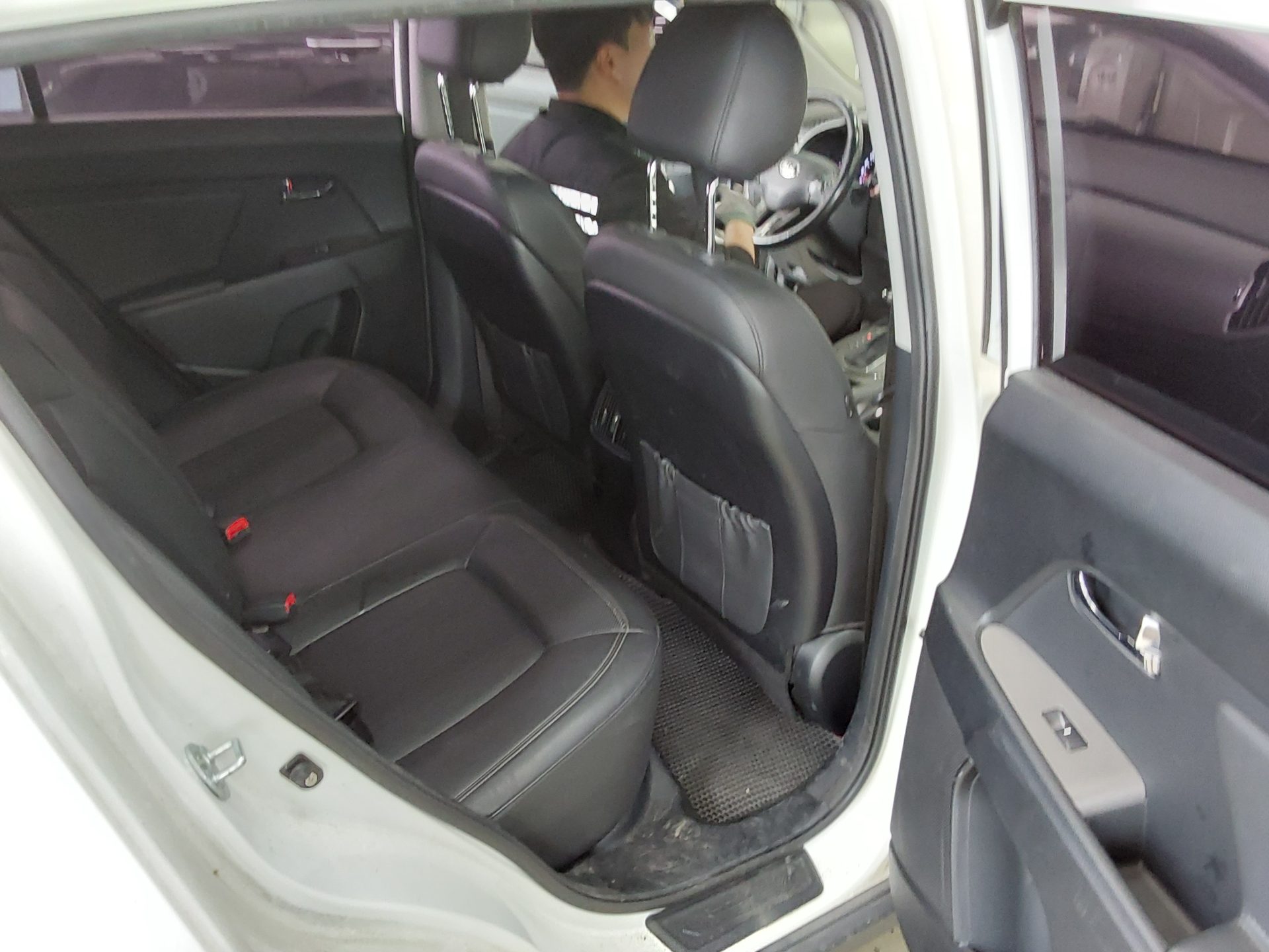 2014 - kia sportage