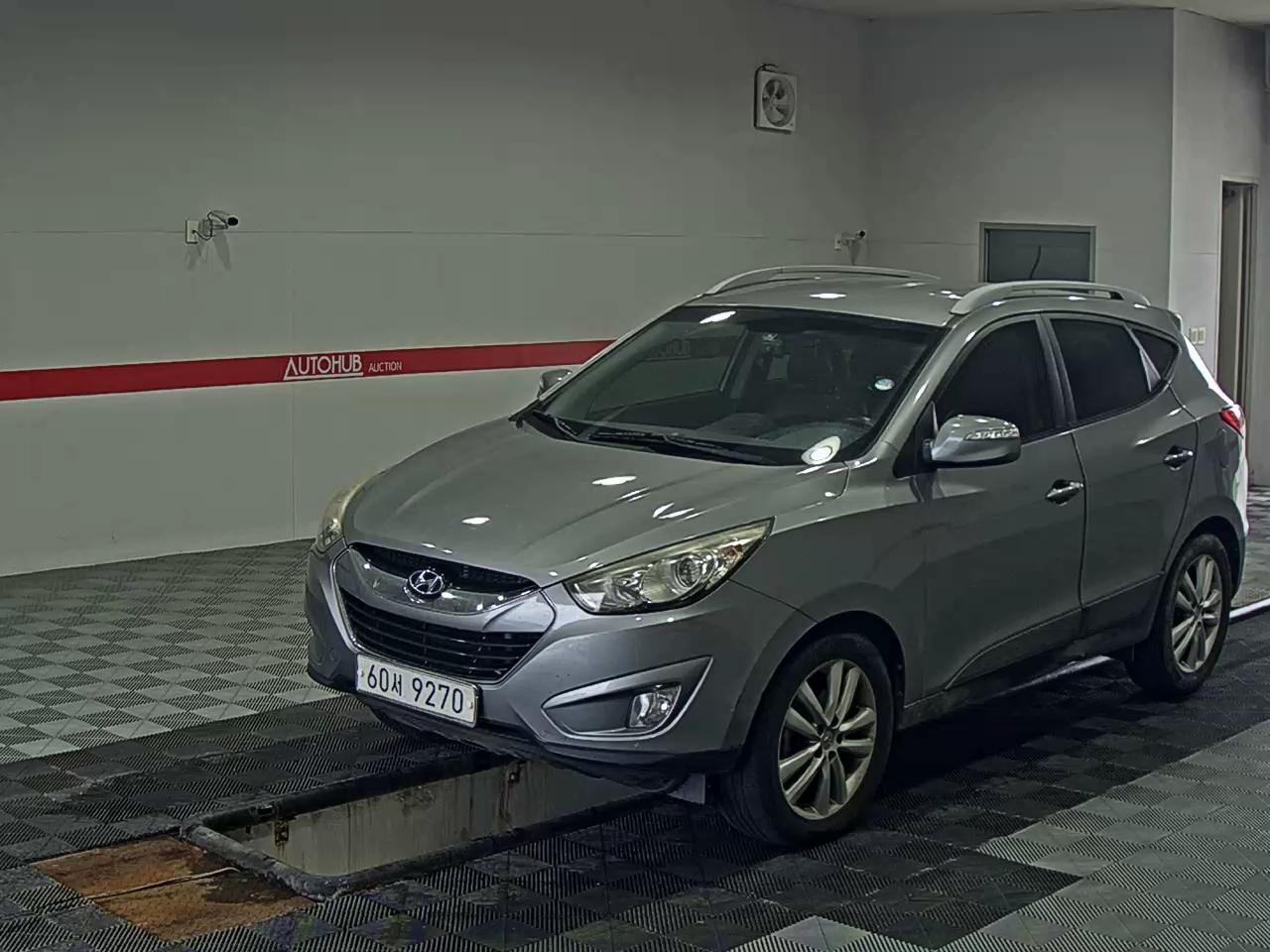 HYUNDAI TUCSON ix R20 LX20