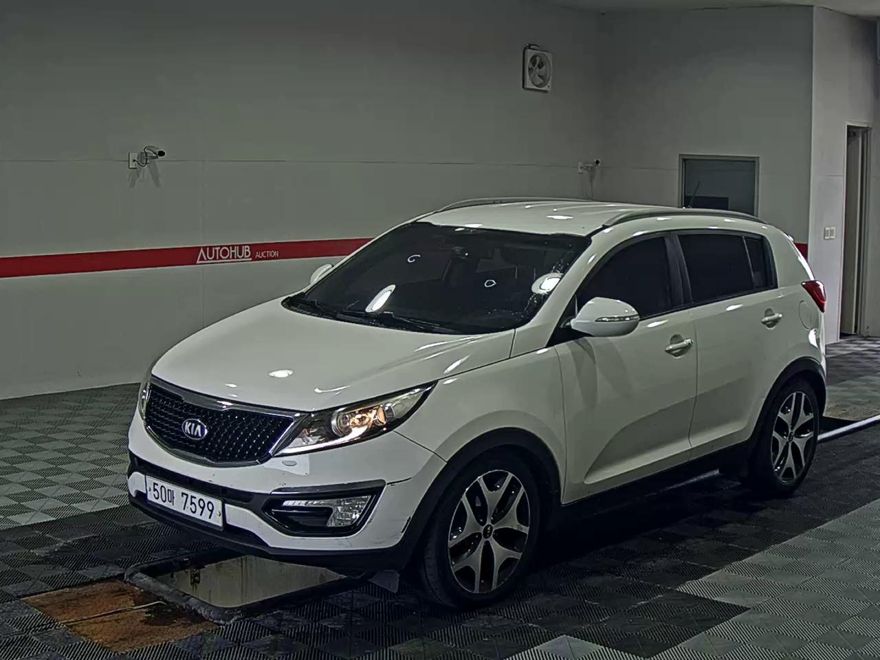 KIA SPORTAGE R