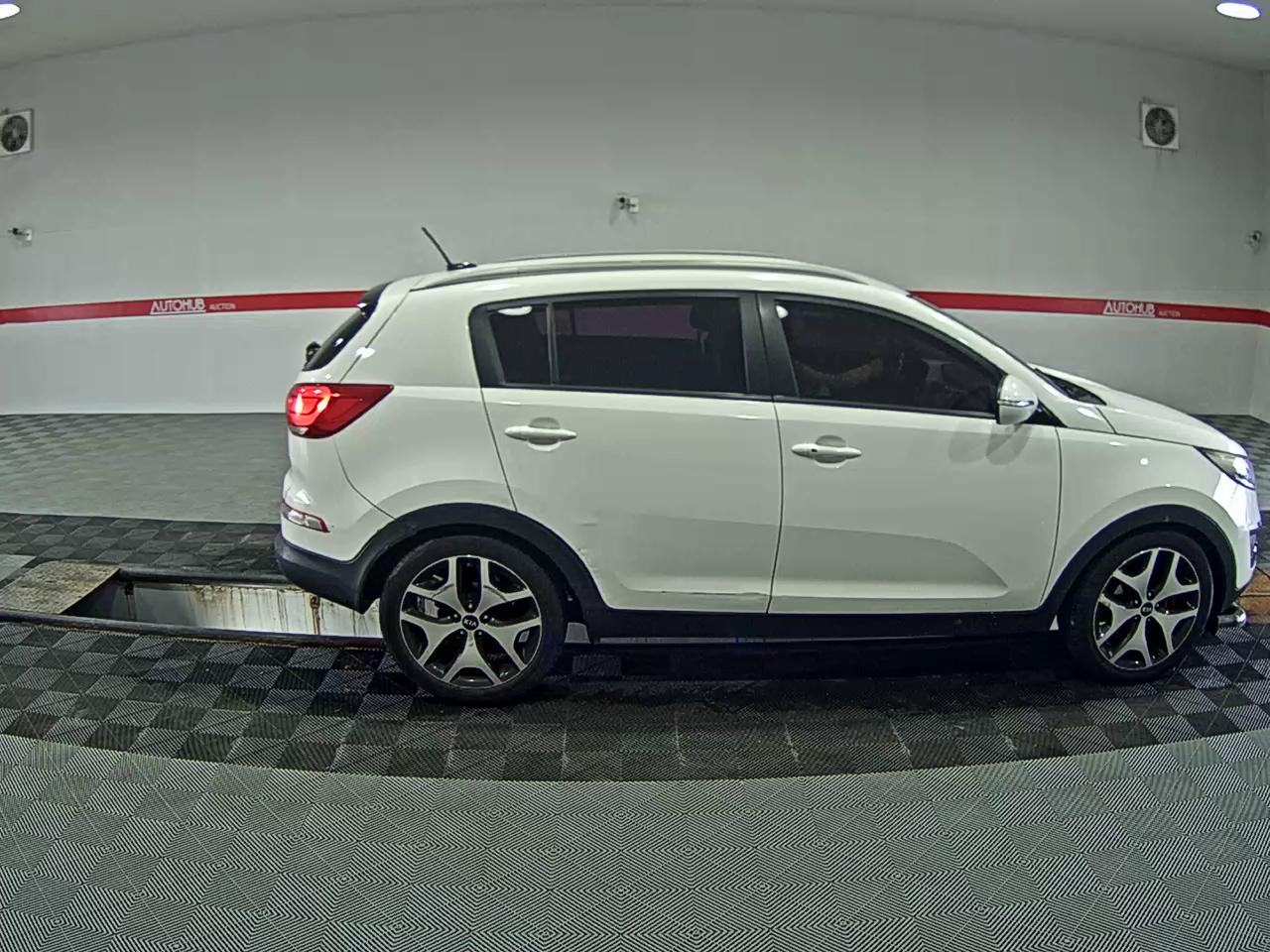 2014 - kia sportage