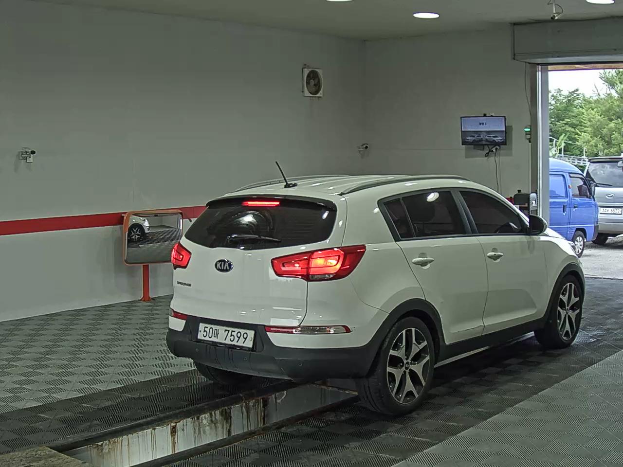 2014 - kia sportage