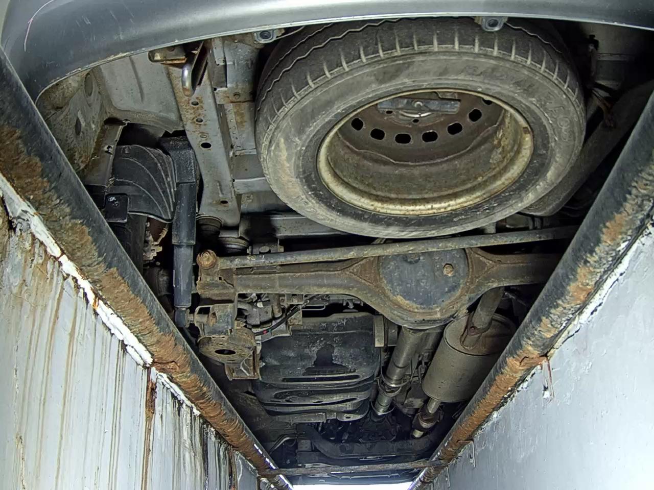 2011 - hyundai grand starex