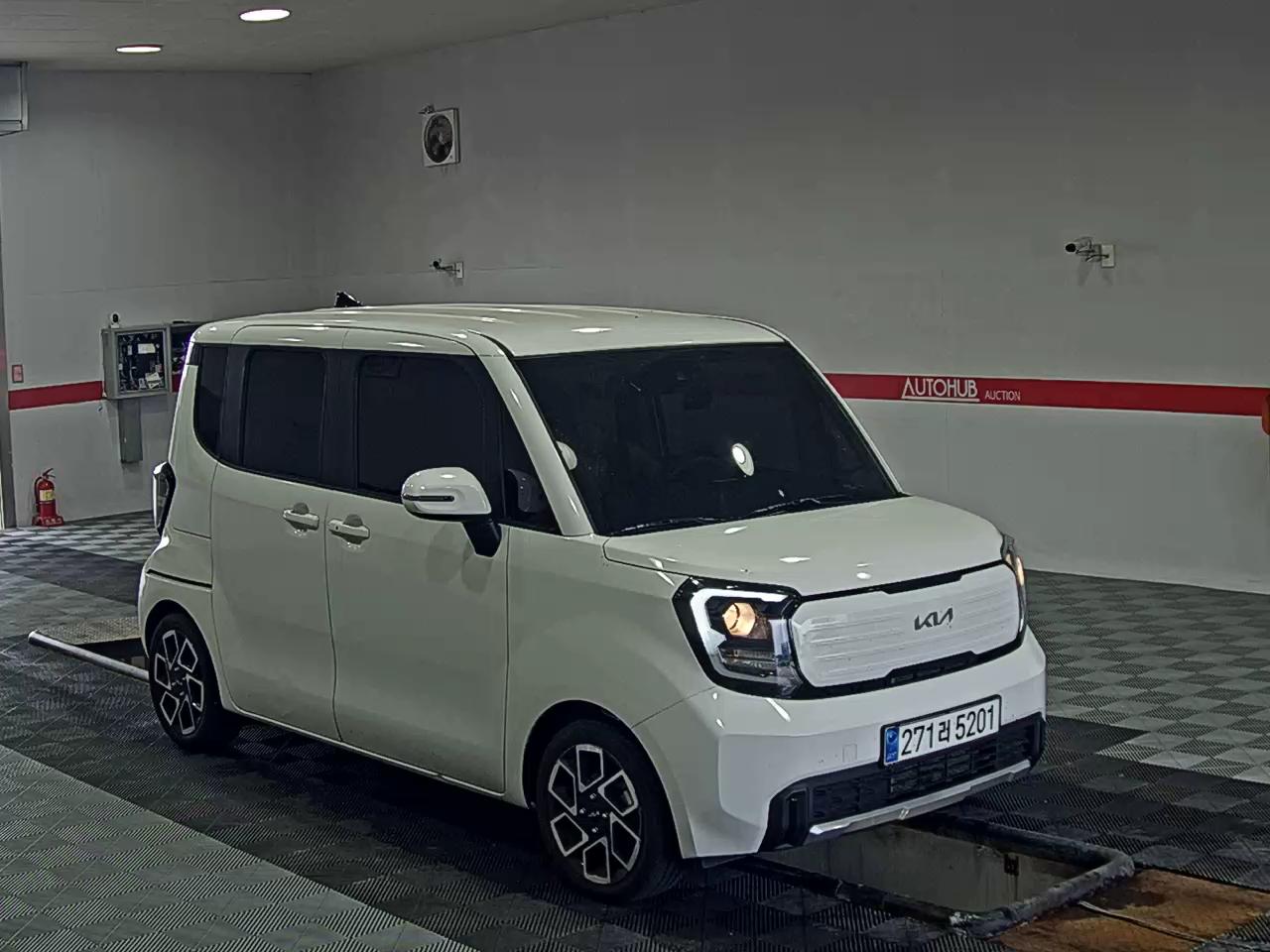 2023 - kia ray