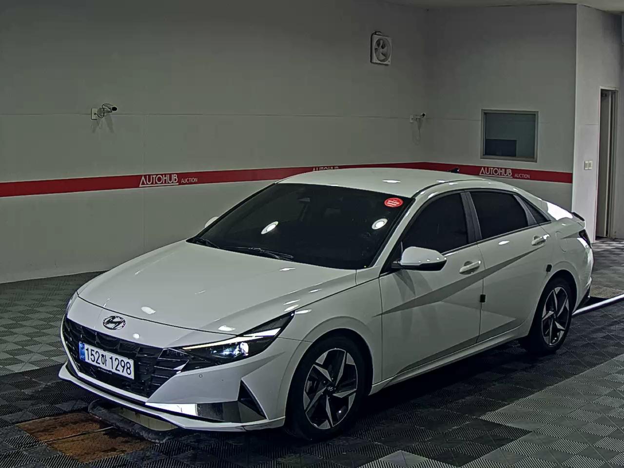 HYUNDAI AVANTE (CN7)