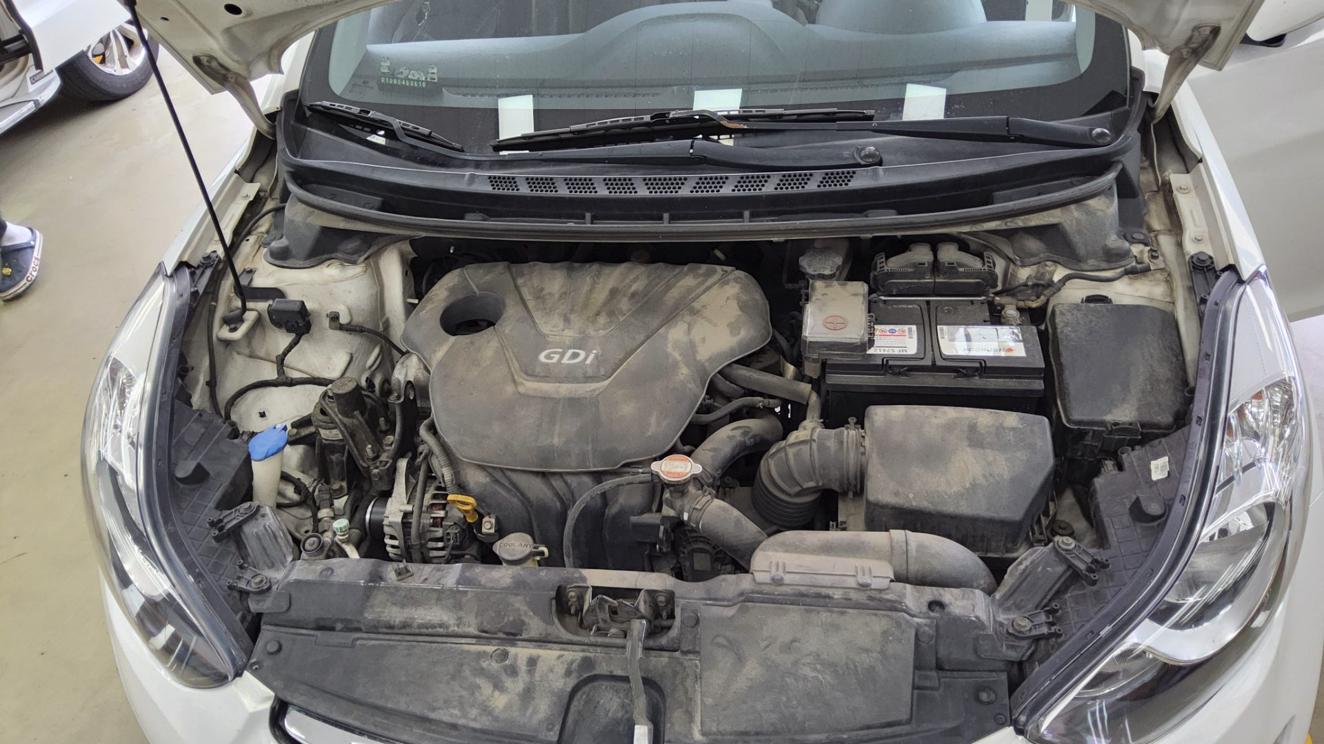 2011 - hyundai avante