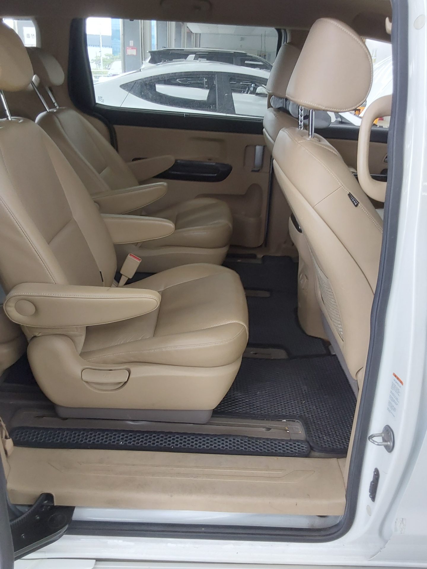 2015 - kia carnival