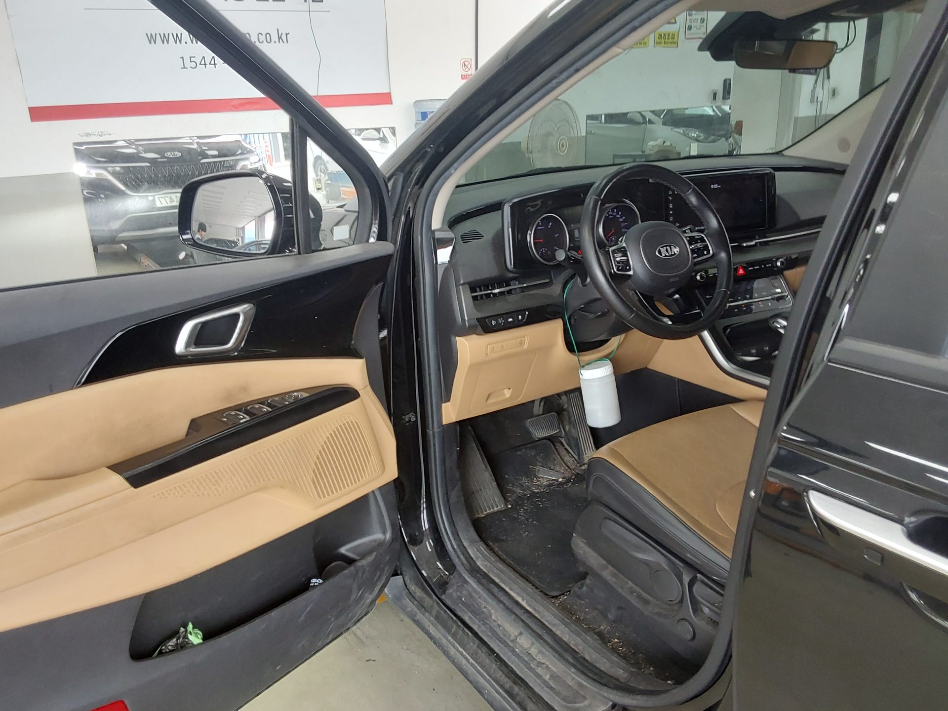 2021 - kia carnival
