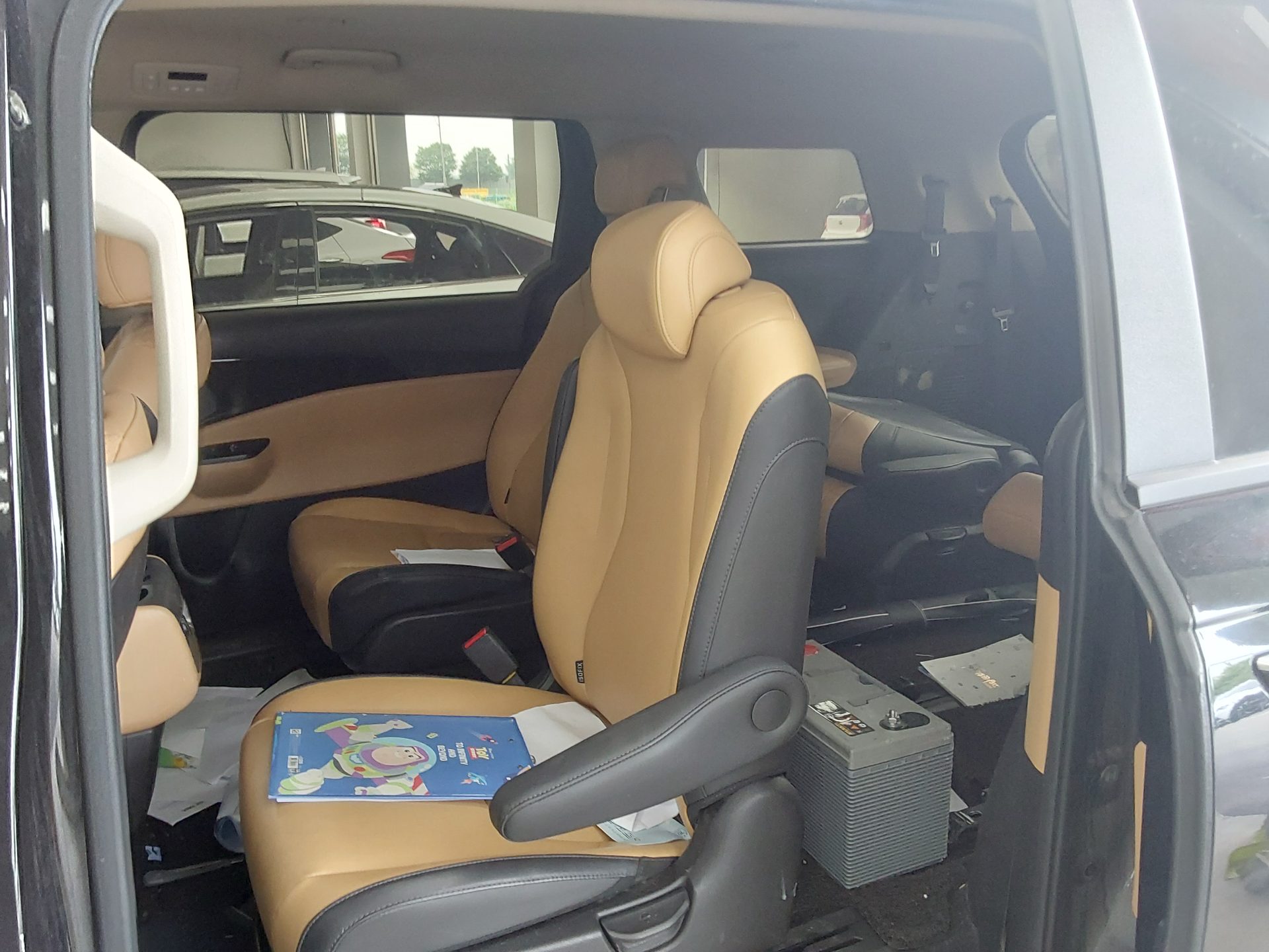 2021 - kia carnival