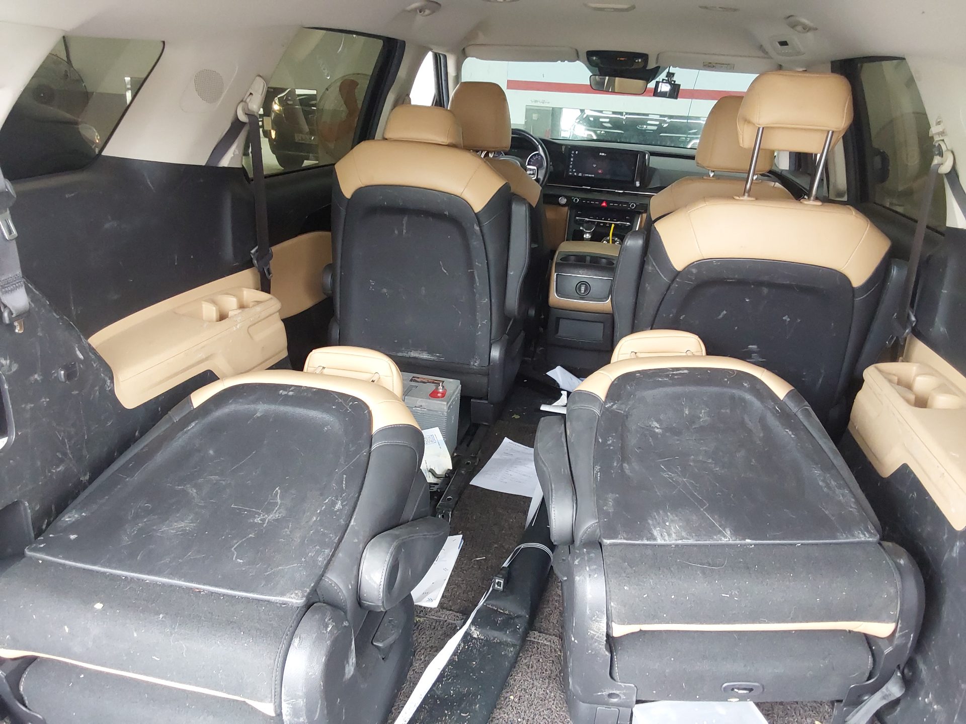 2021 - kia carnival