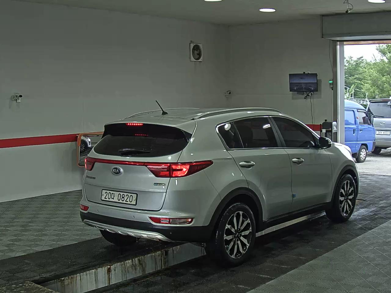 2016 - kia sportage