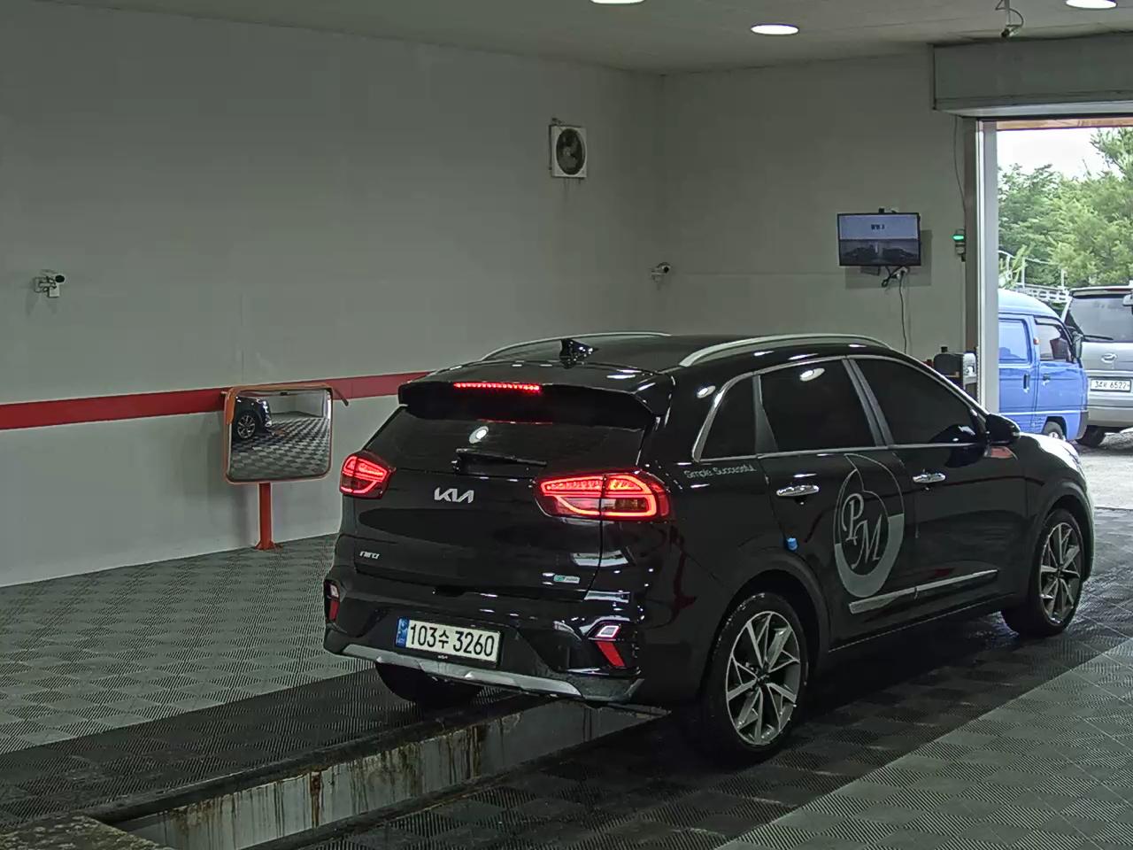 2022 - kia niro