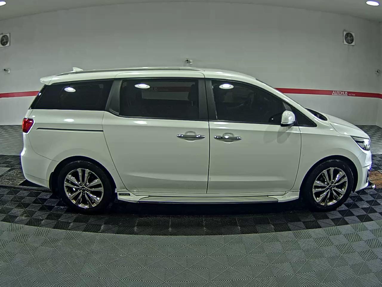 2015 - kia carnival