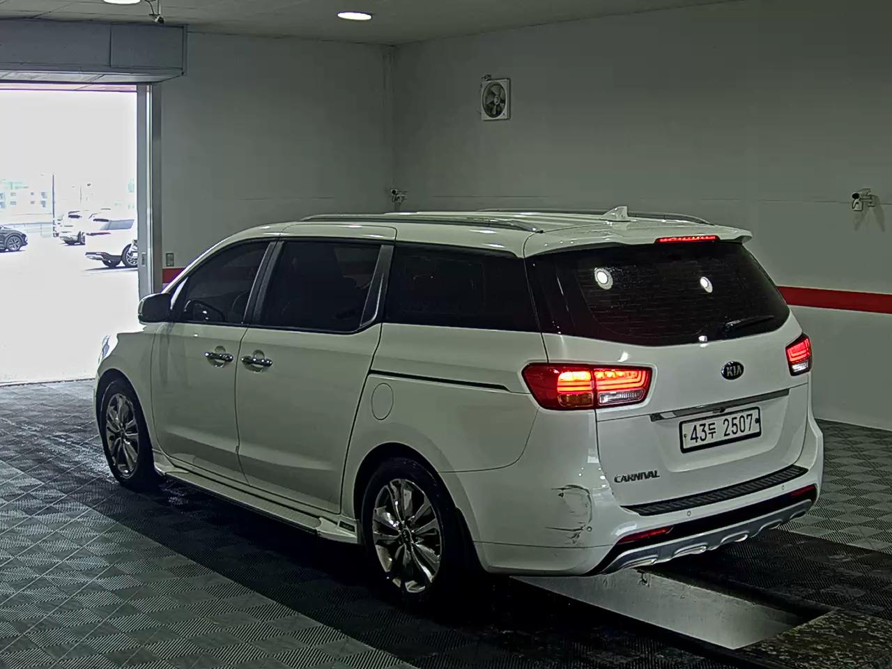 2015 - kia carnival