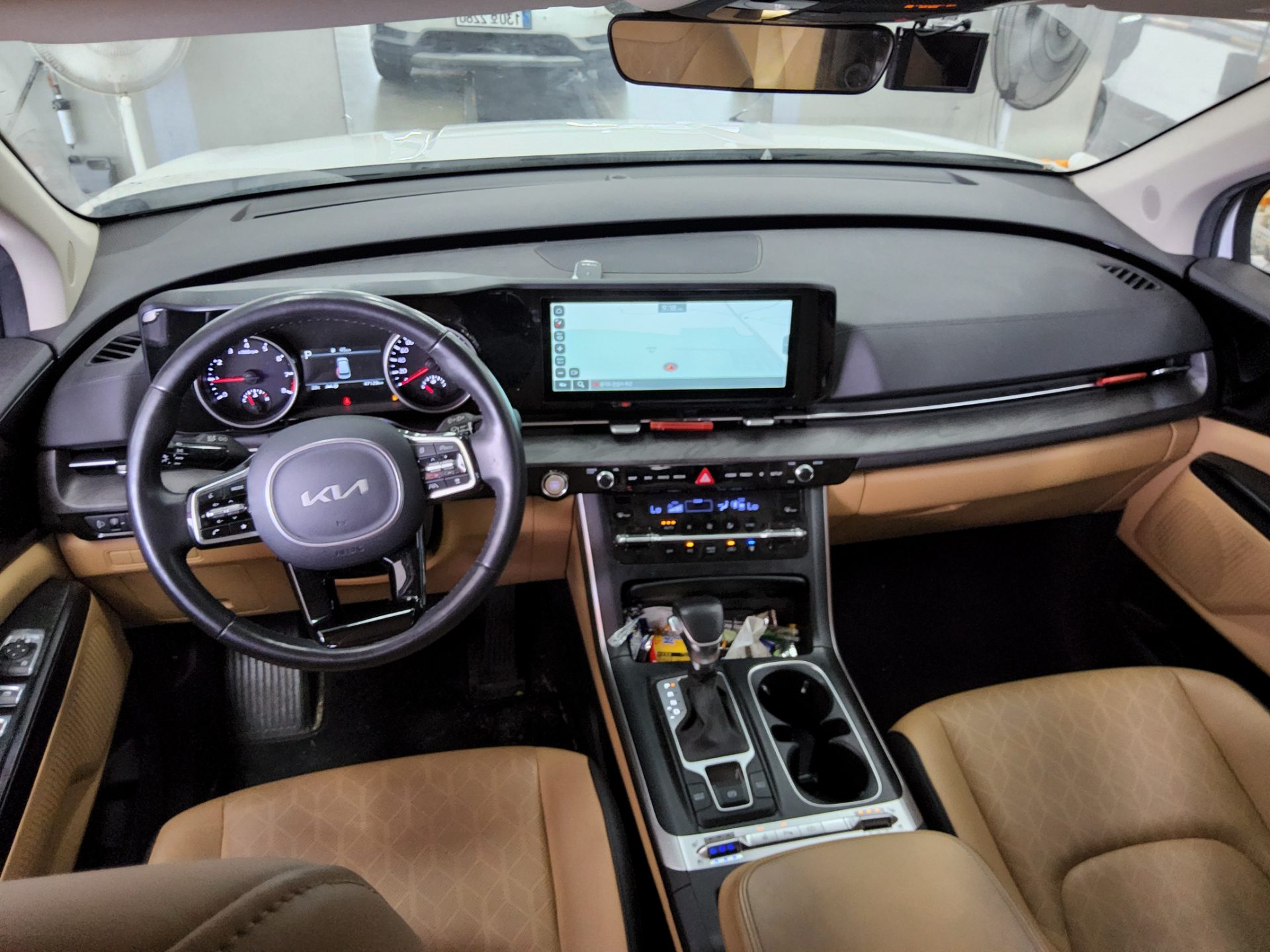 2023 - kia carnival
