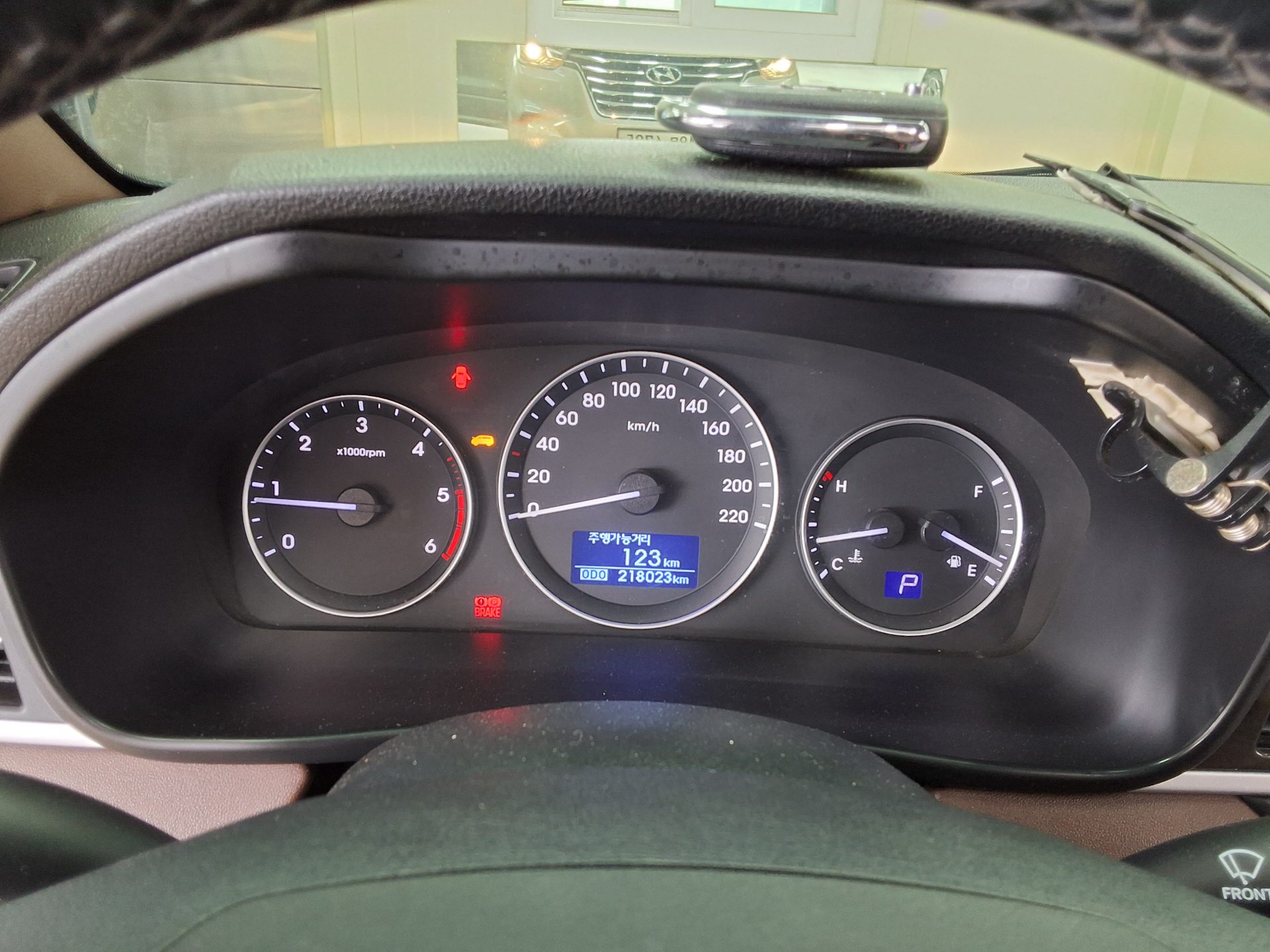 2019 - hyundai grand starex