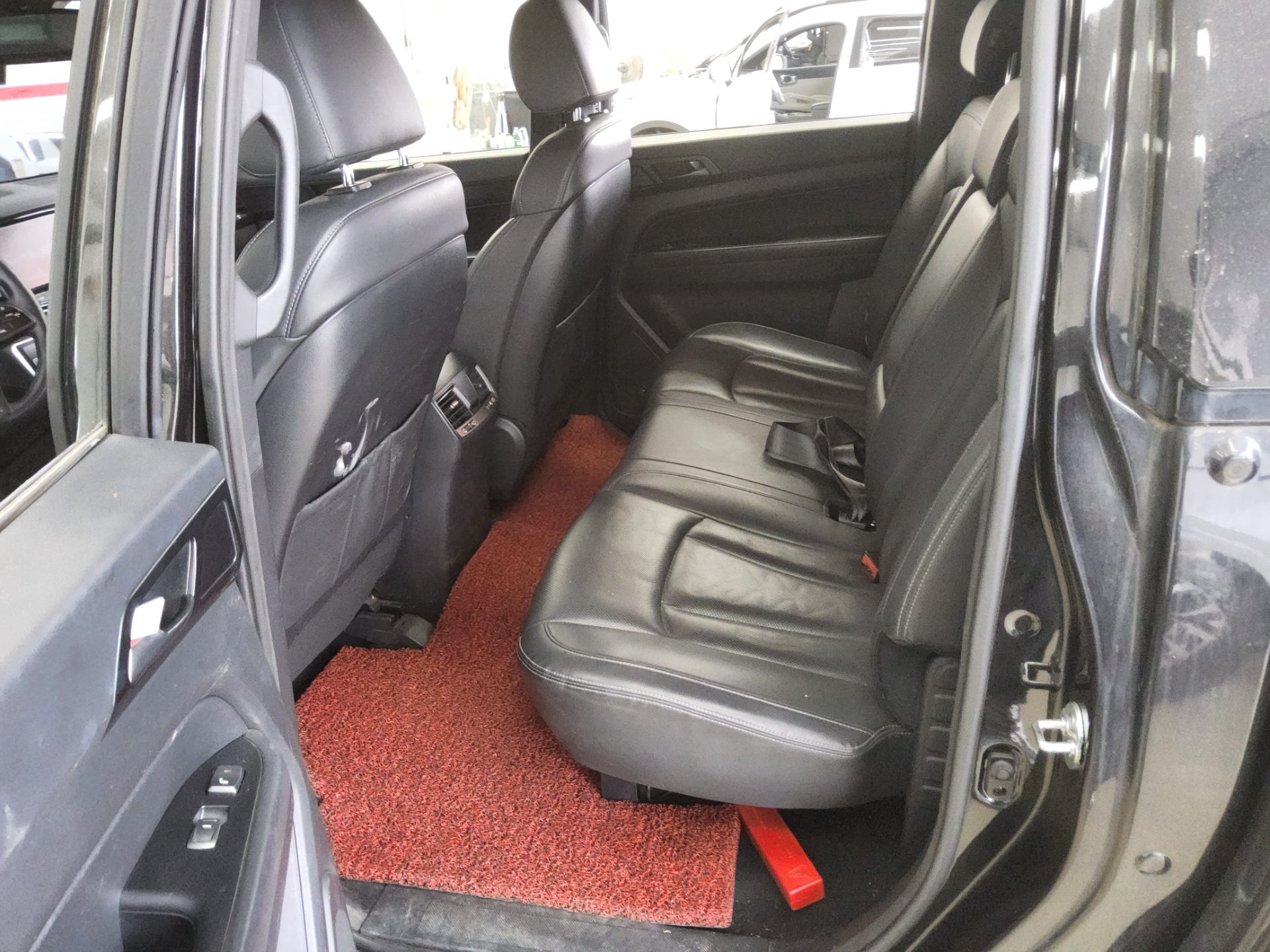 2020 - ssangyong rexton