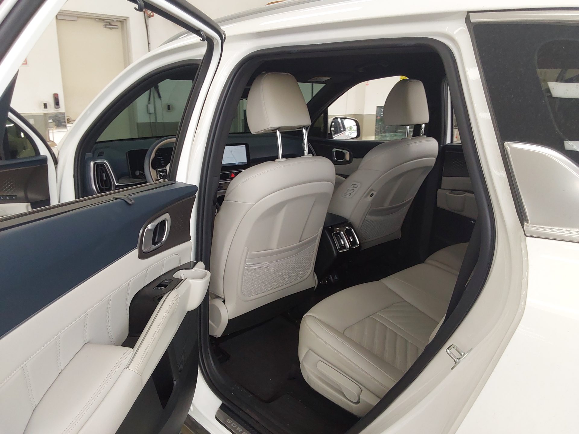 2024 - kia sorento