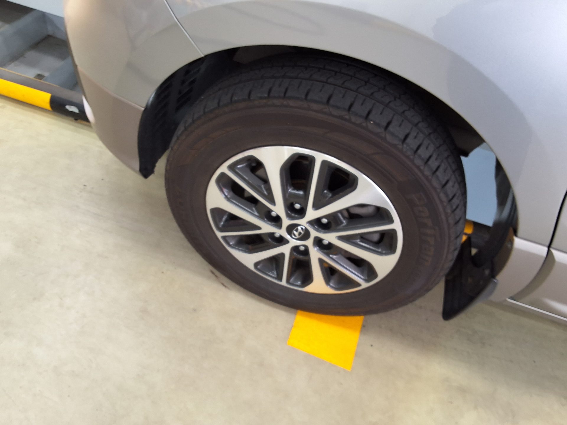 2019 - hyundai grand starex