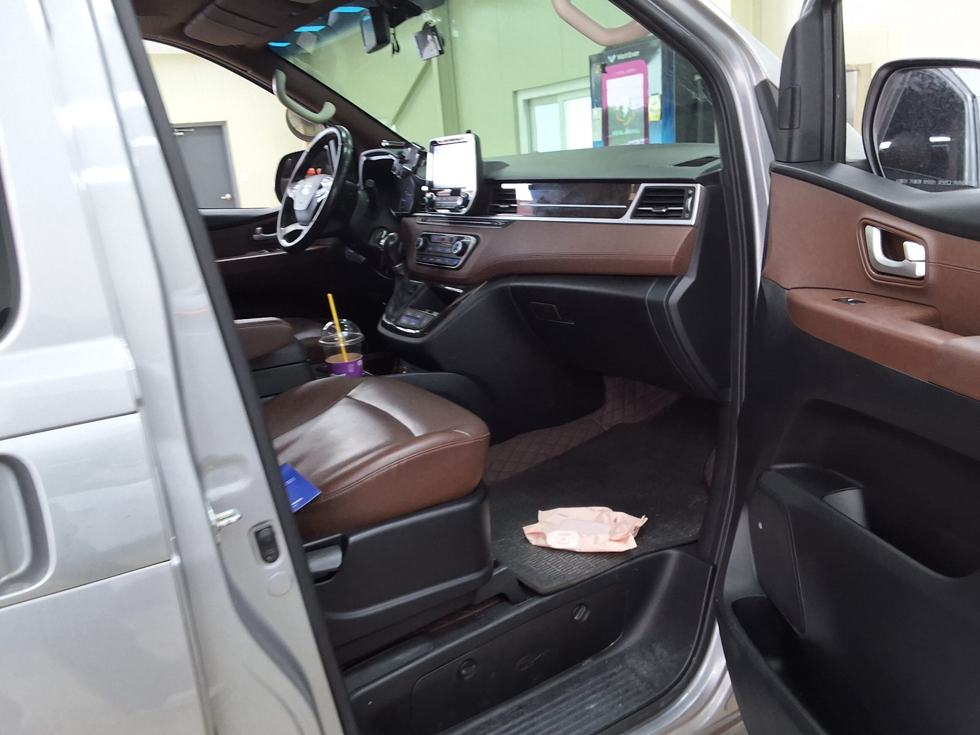 2019 - hyundai grand starex