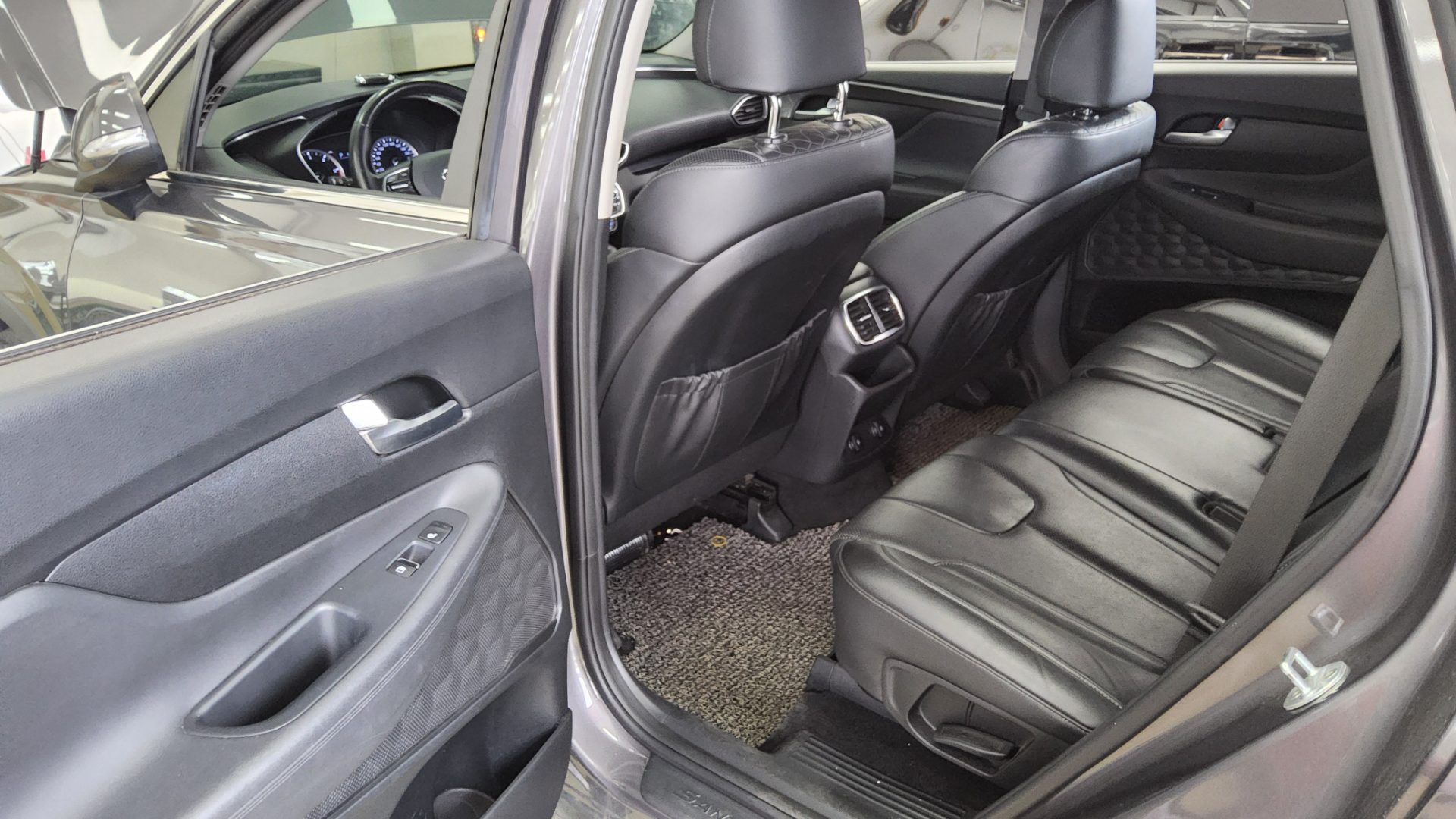 2019 - hyundai santa fe