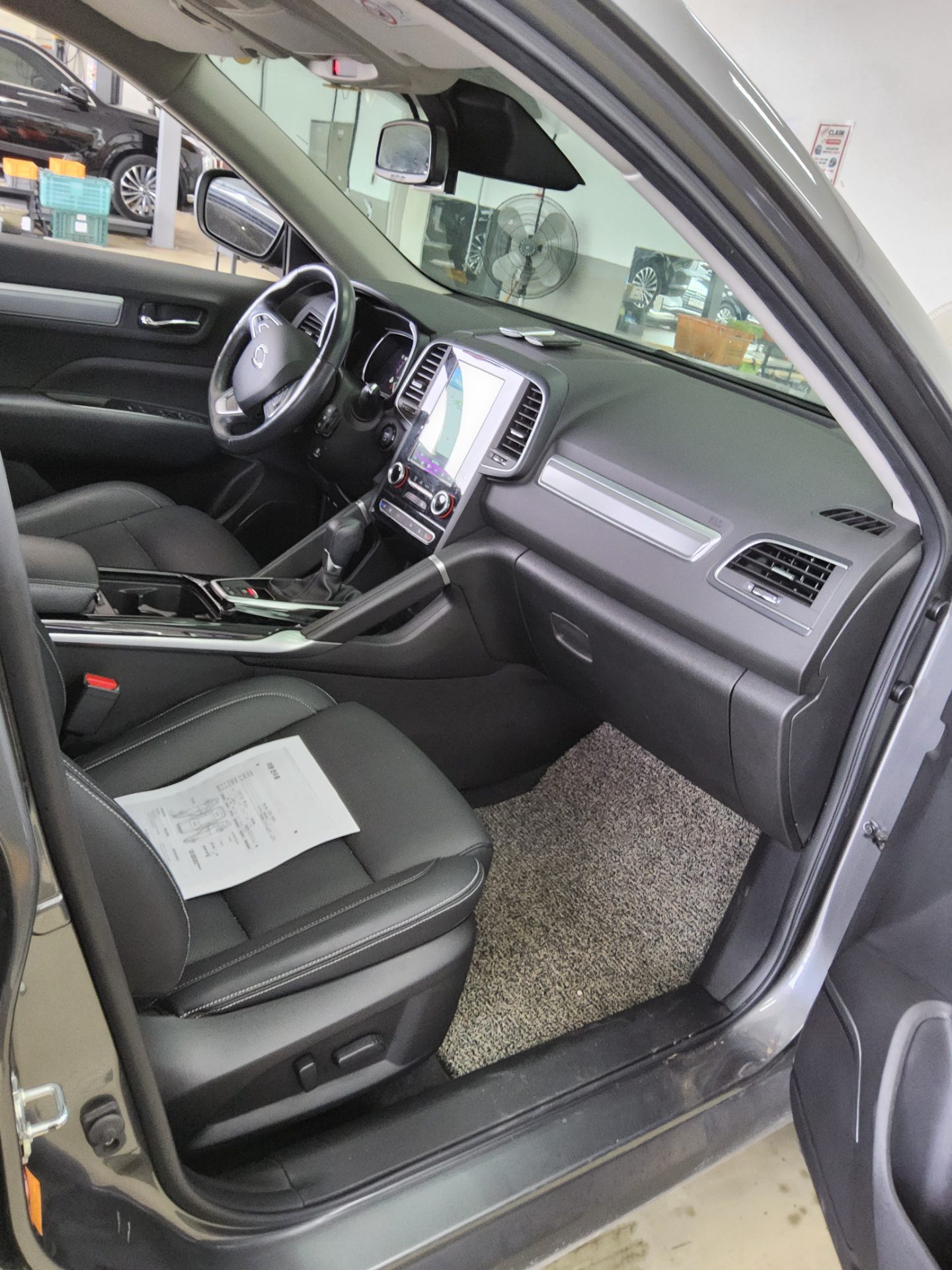 2021 - renault qm6