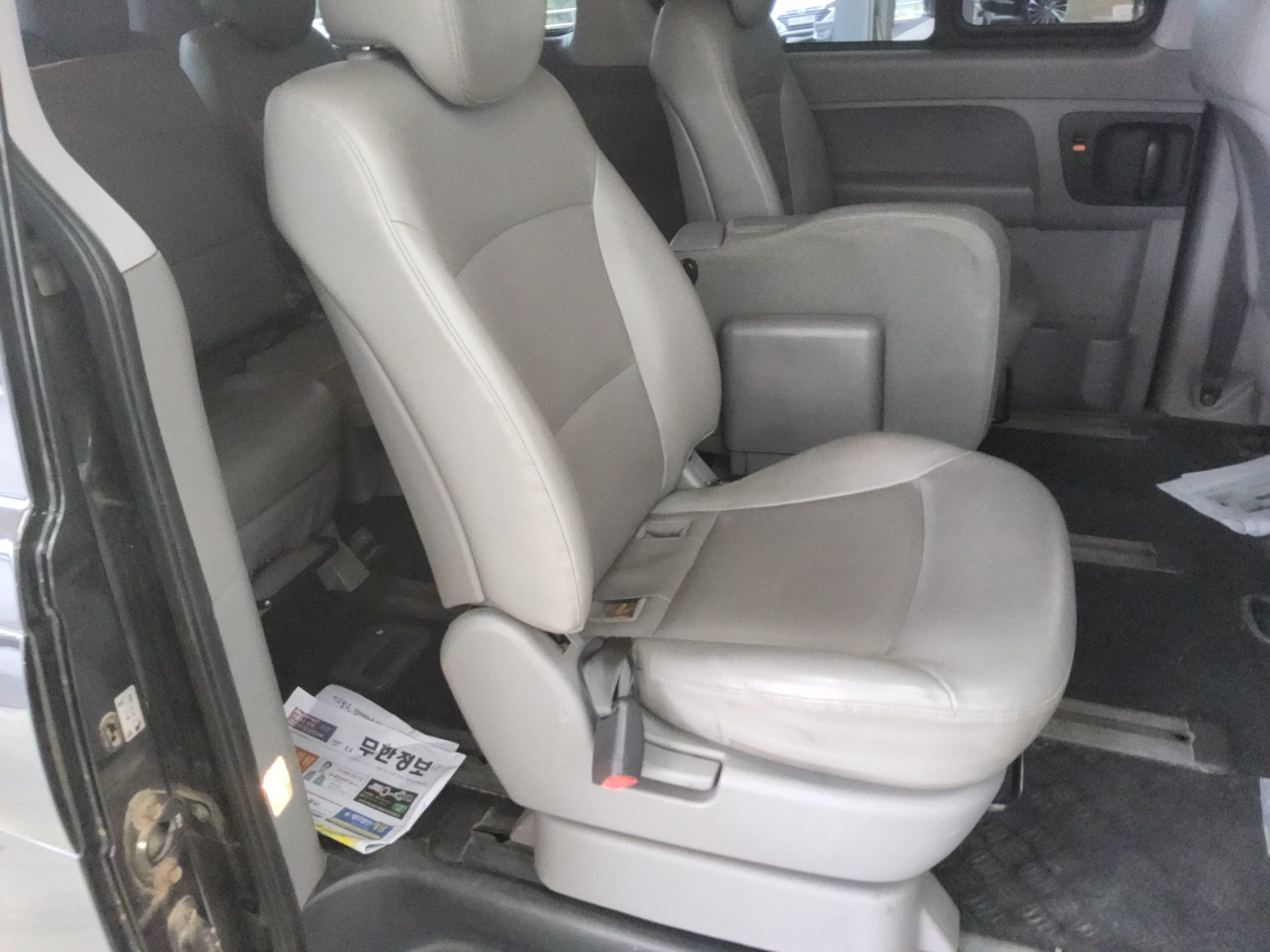 2020 - hyundai grand starex