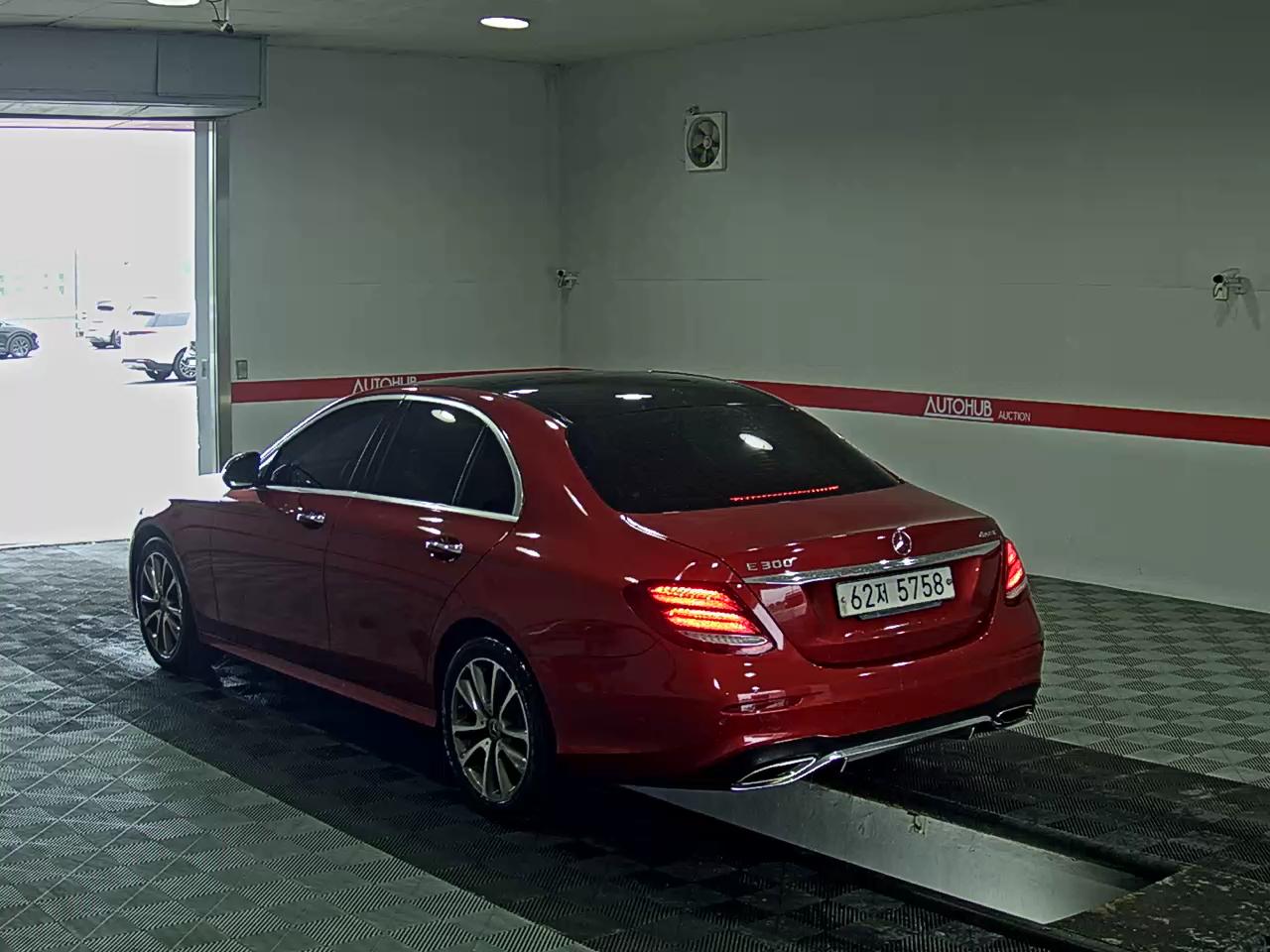 2017 - mercedes-benz e300
