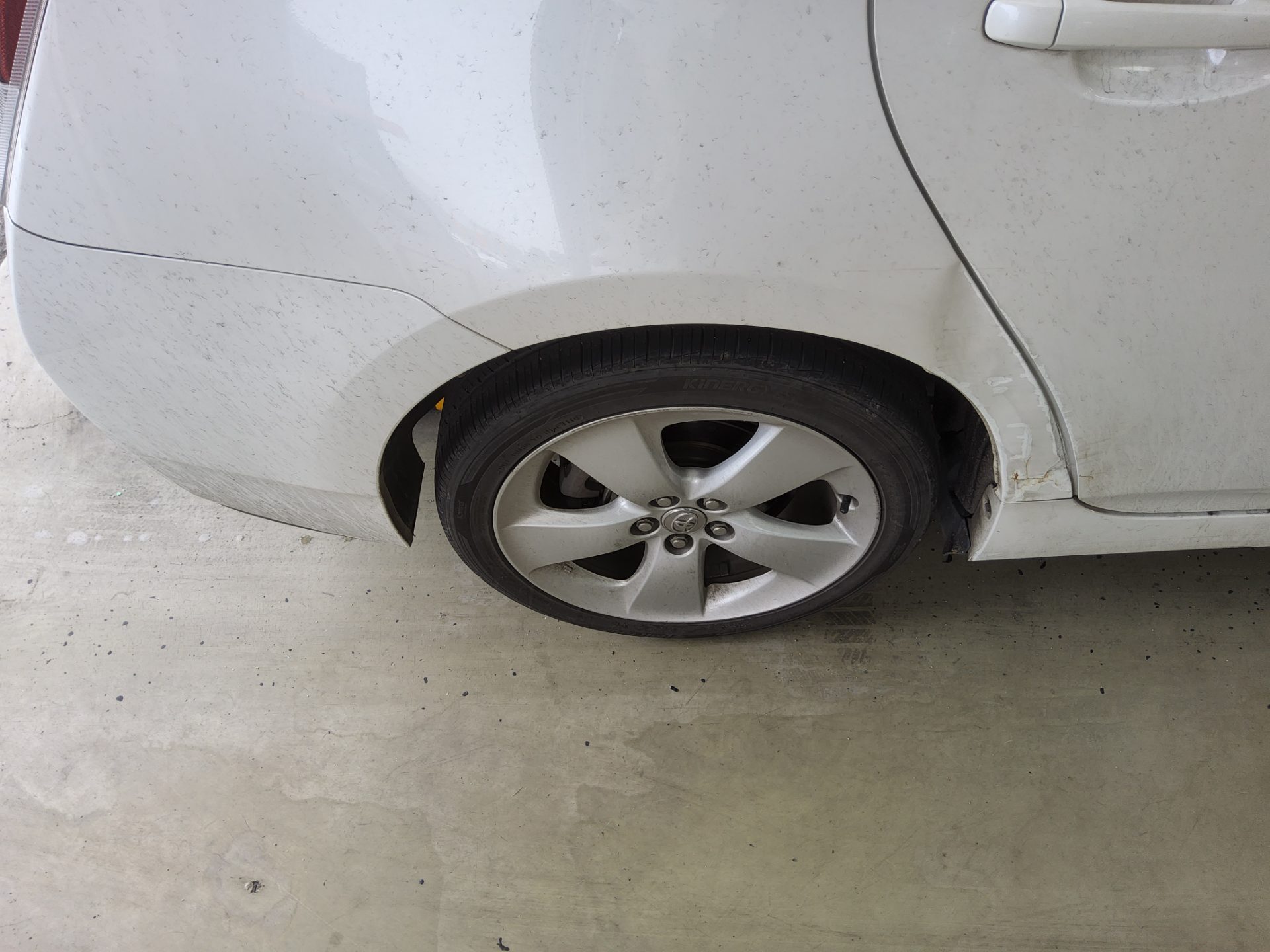 2011 - toyota prius