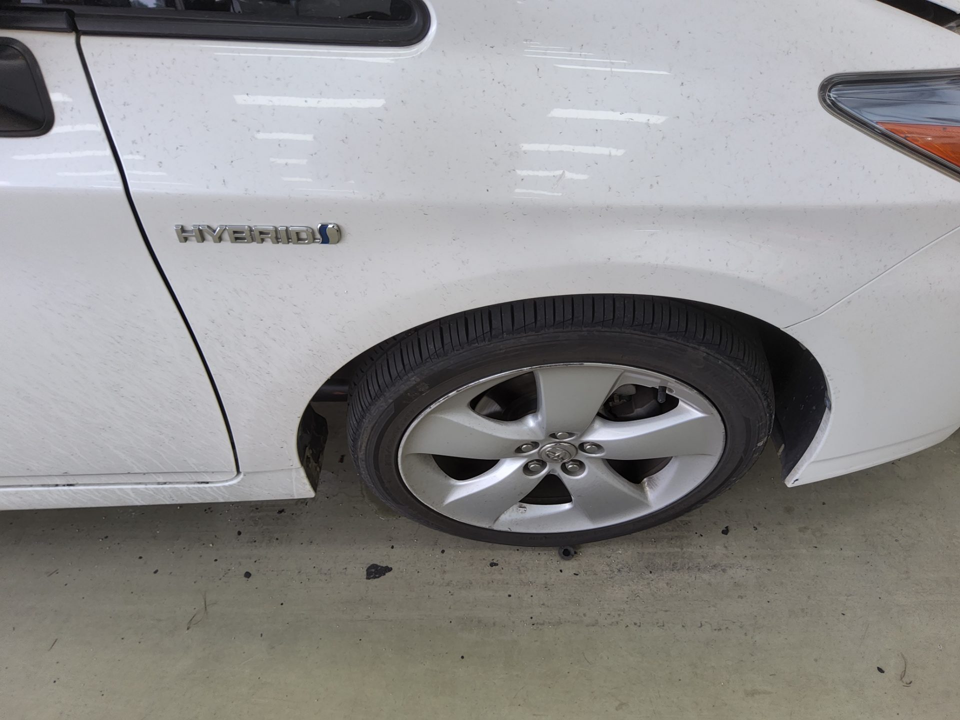 2011 - toyota prius