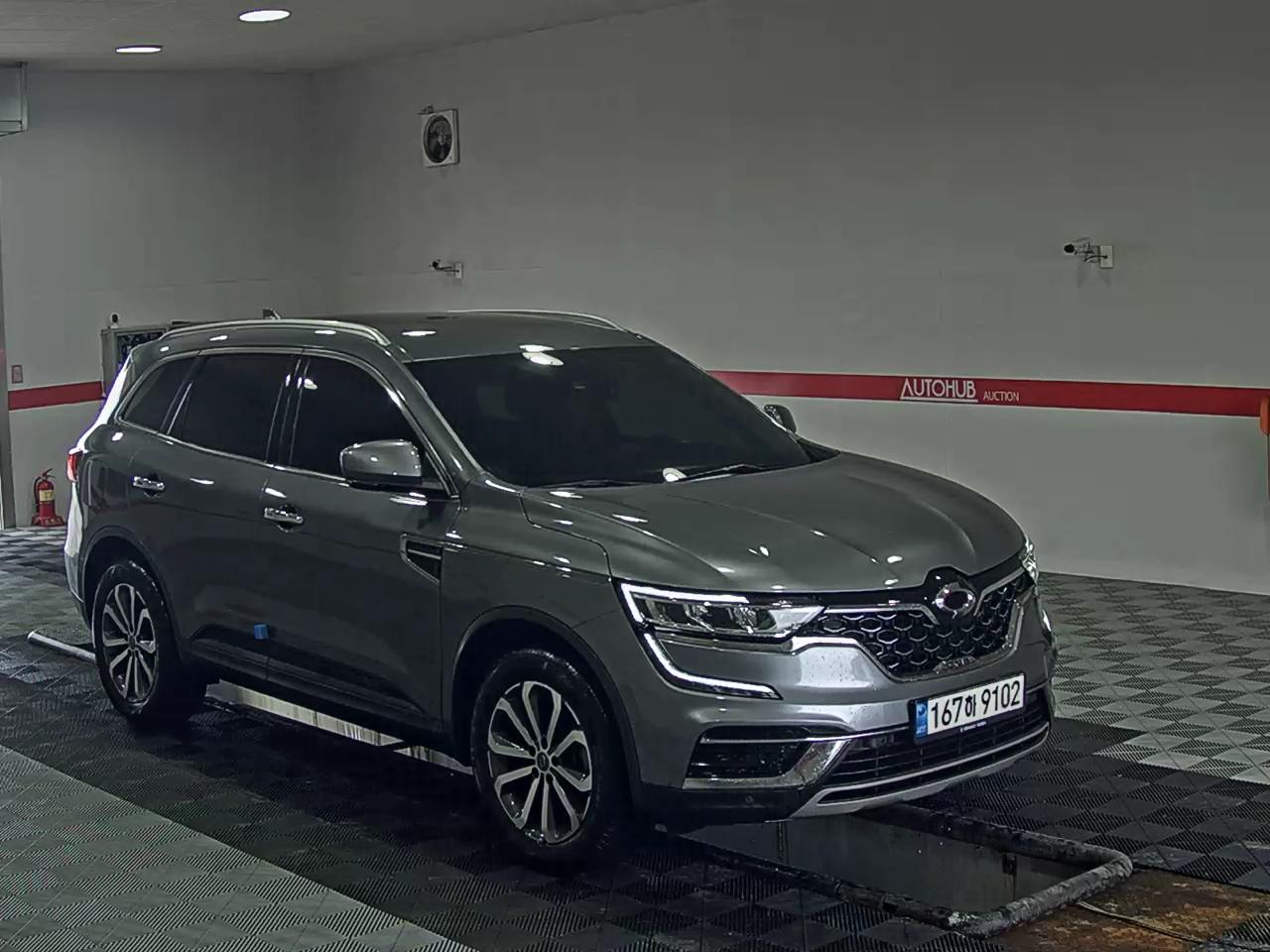 2021 - renault qm6